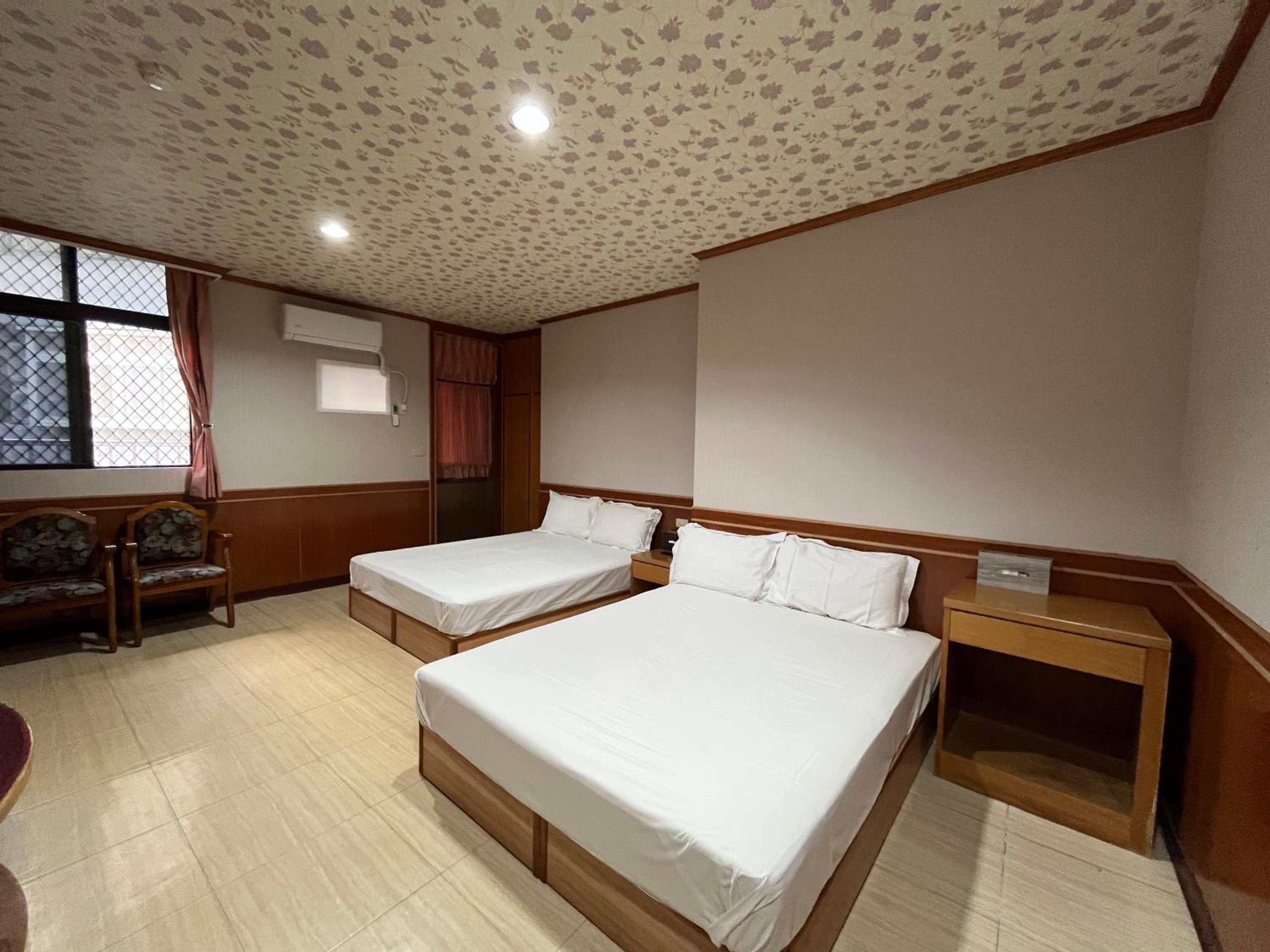 Jiaoxi Hot Spring Hotel view 2