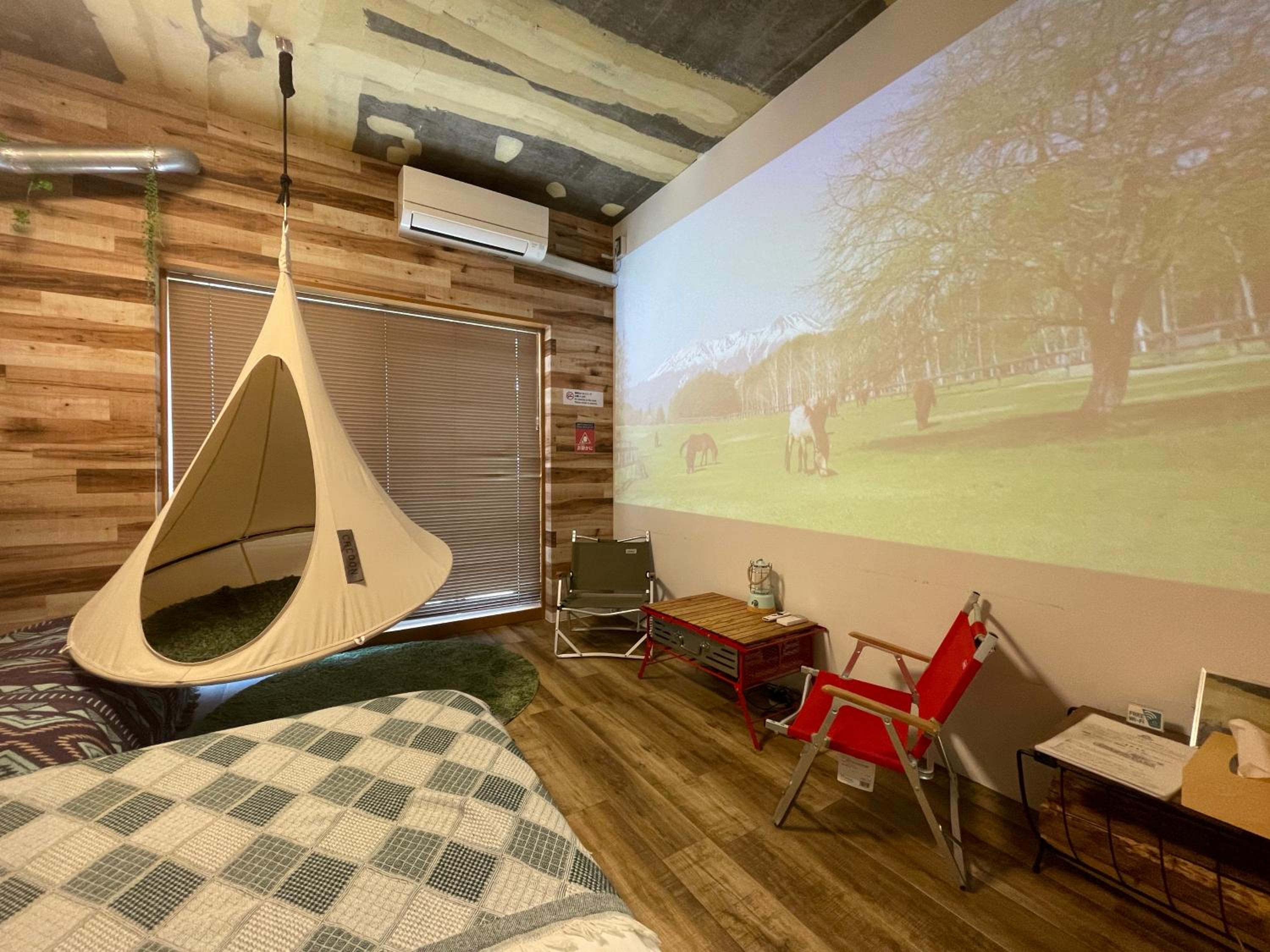 365BASE outdoor hostel