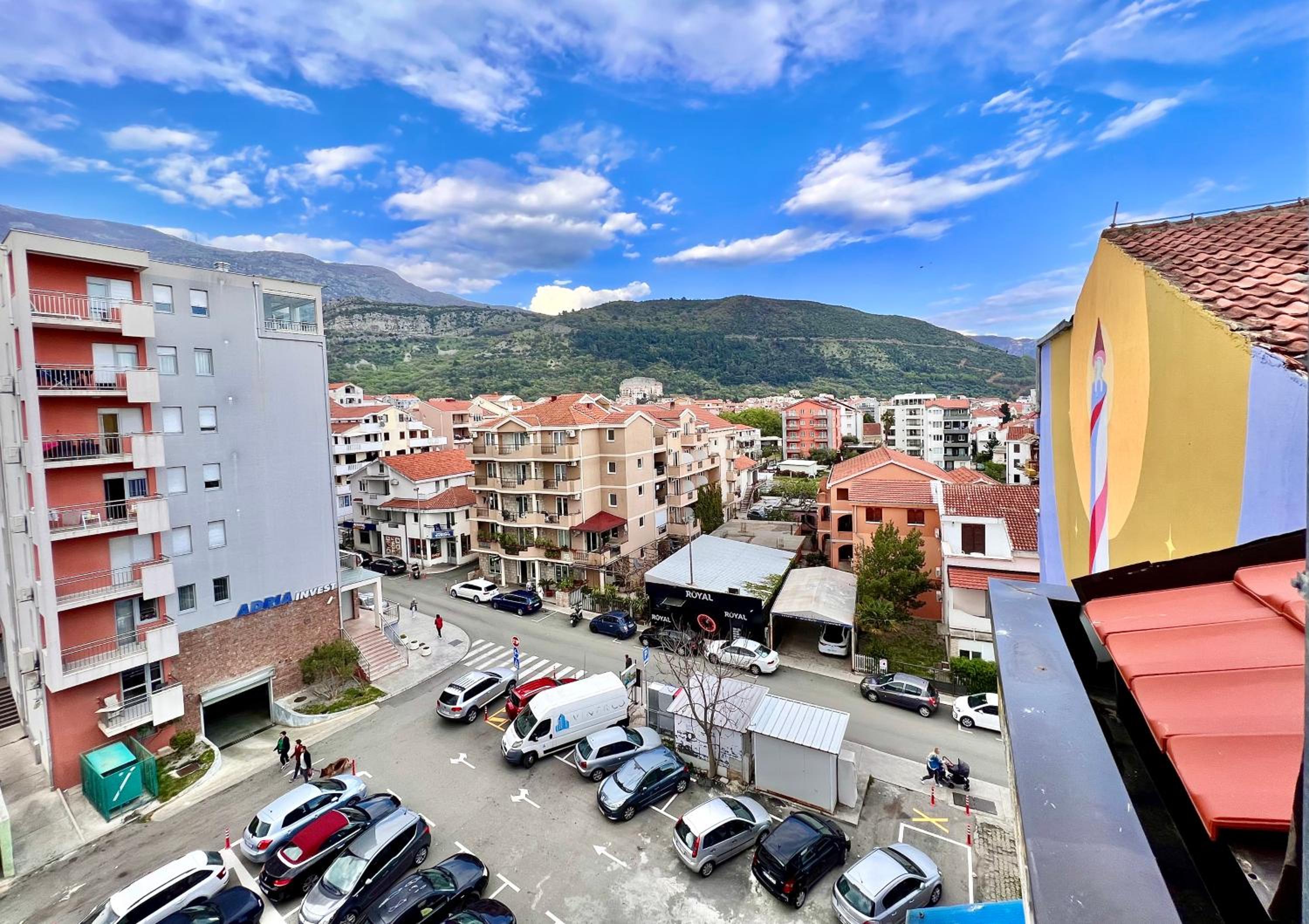 Homestay Mark - DOUBLE BED ROOM - shared bathroom view 3