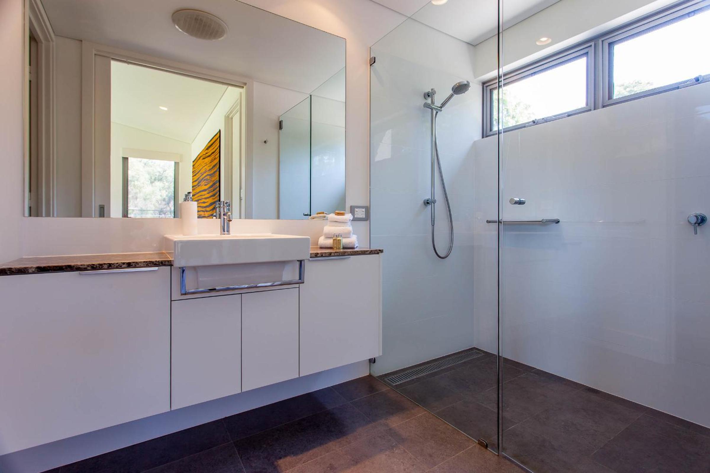 Talo House I Private Properties