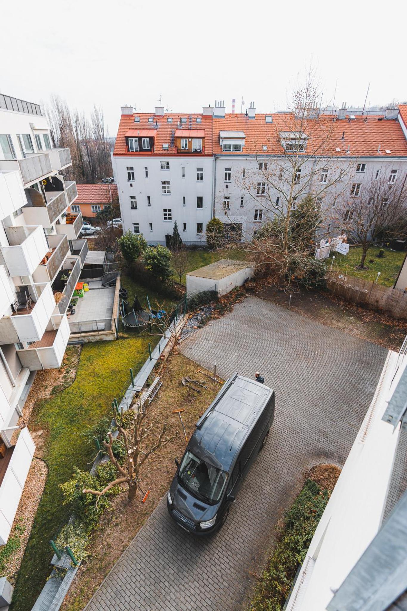 Veleslavin Apartments