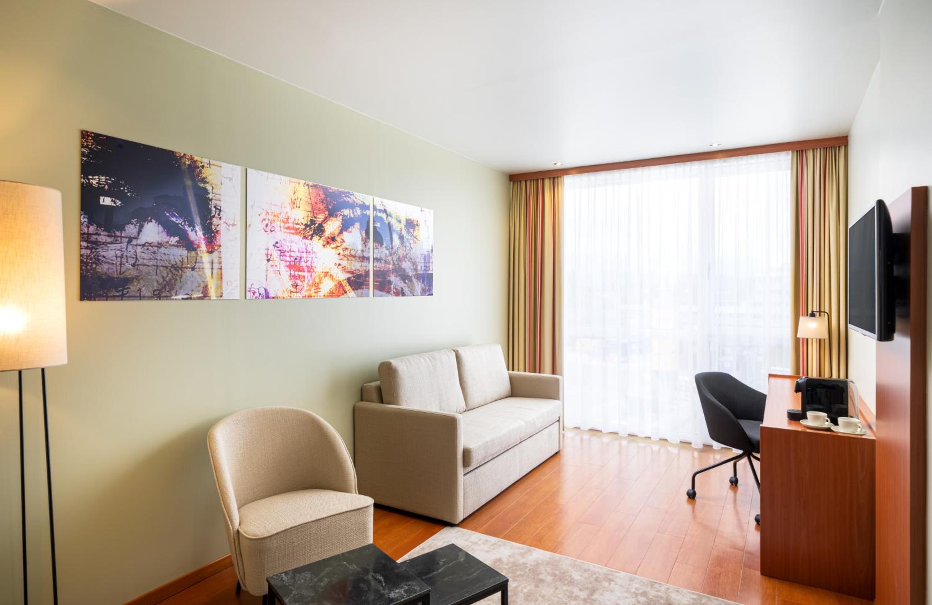 Salzburg Vacations - Leonardo Hotel Salzburg Airport - Property Image 9