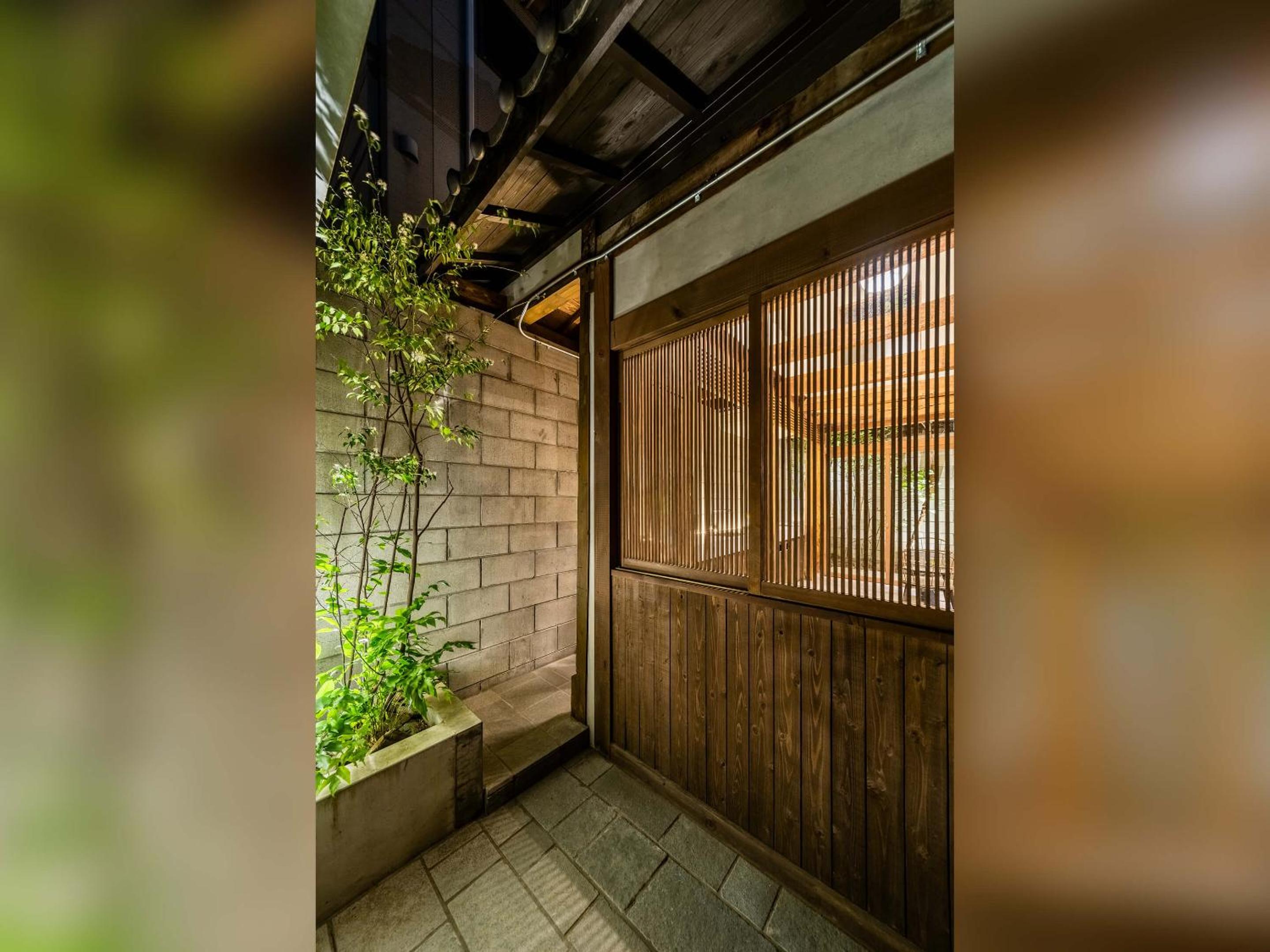 Yuzunoe Machiya House view 2