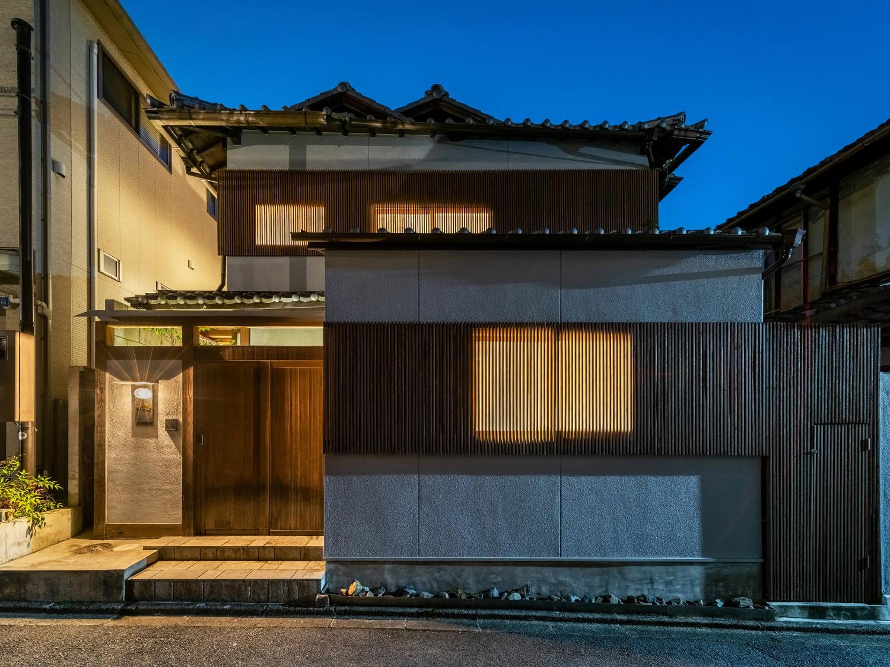 Yuzunoe Machiya House view 3