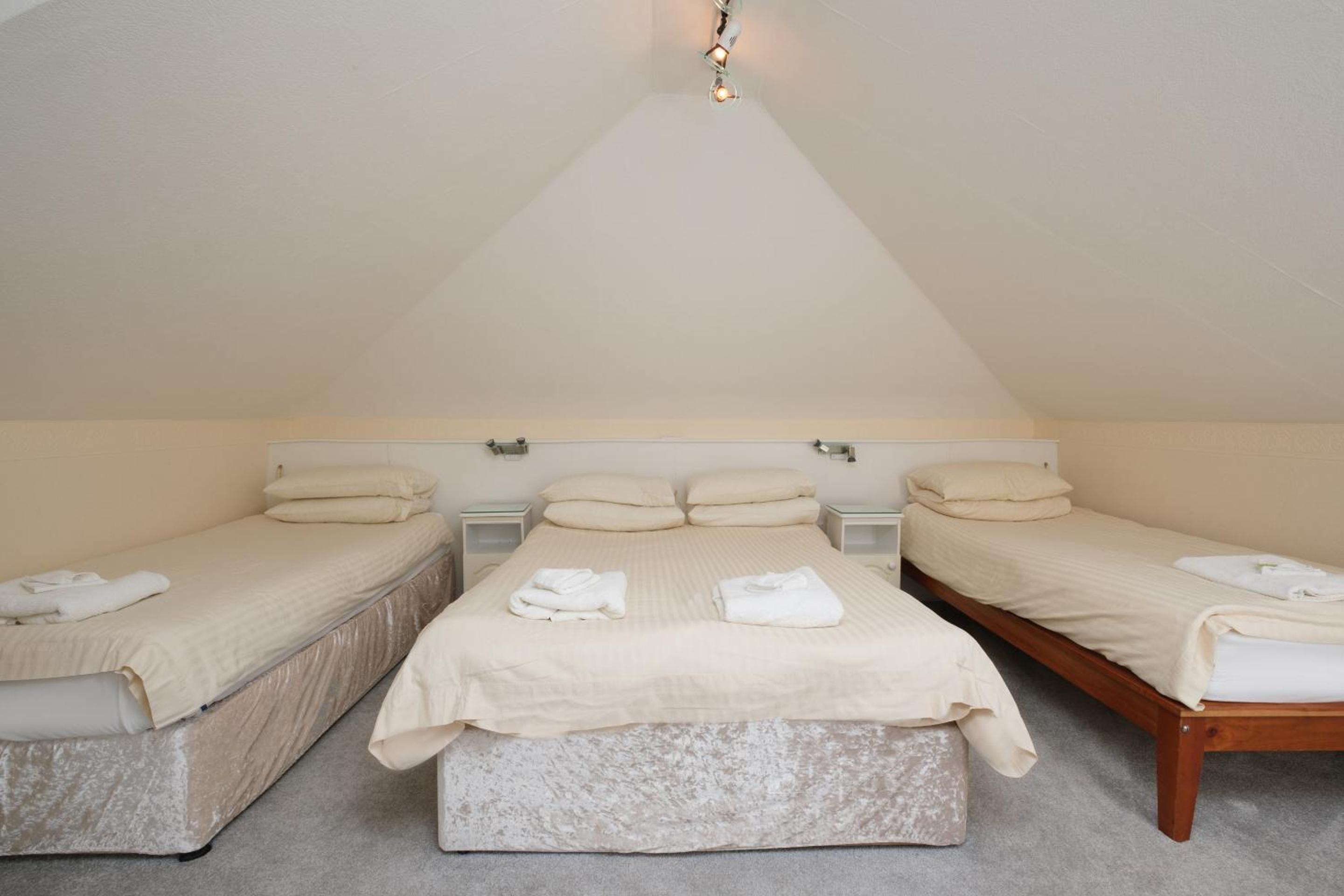 Four Seasons B&B