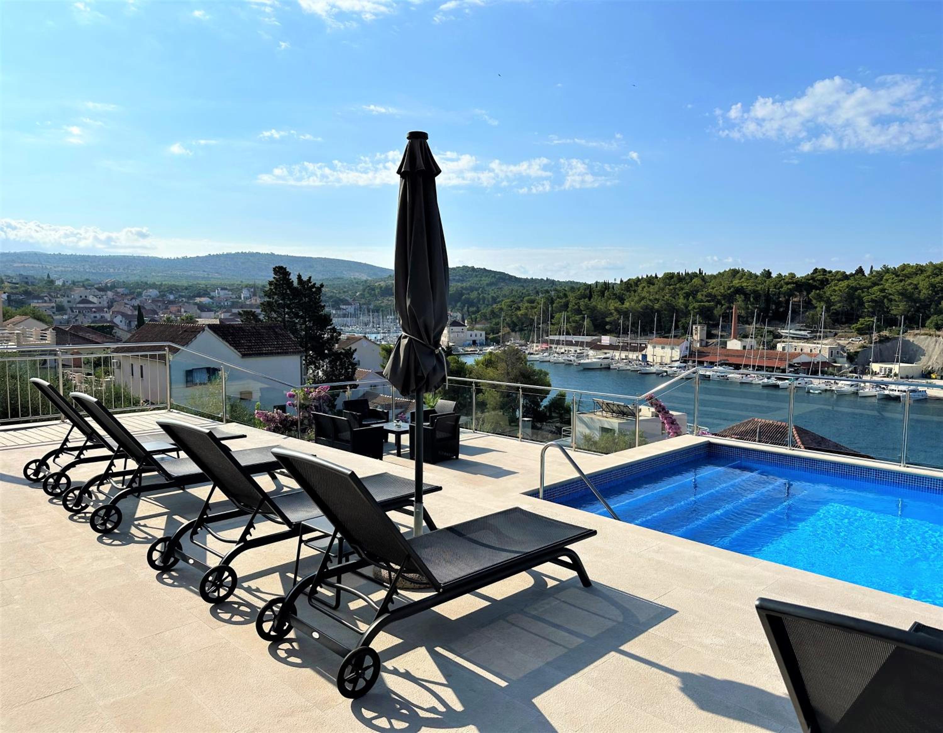 Villa Lovisa - 4 star villa with pool and amazing sea view view 2