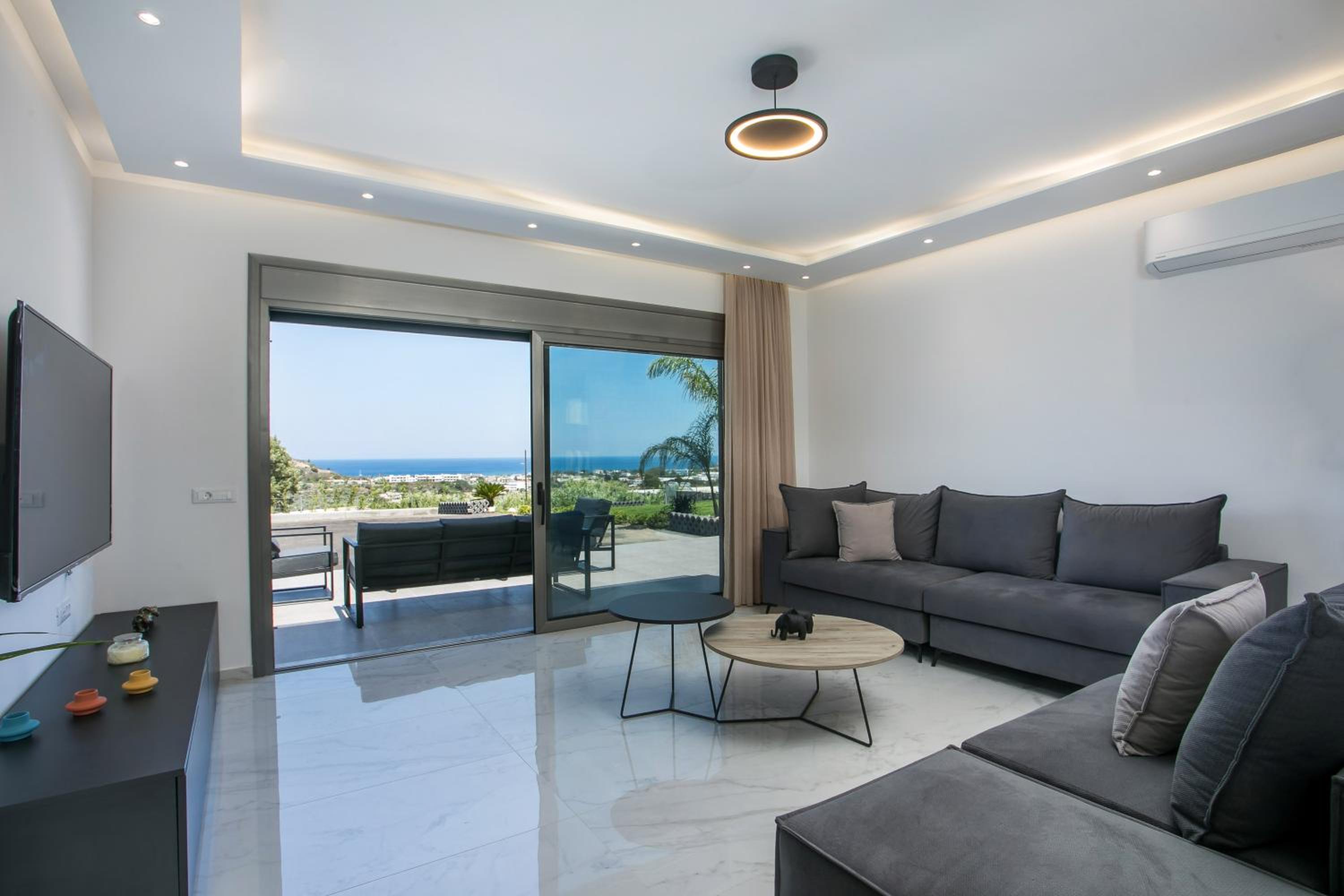 Madi Villa