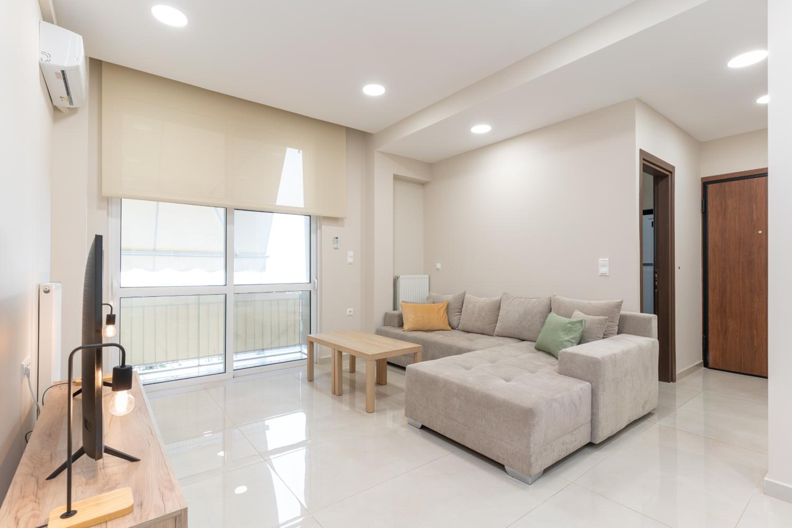 Cosy 2BR Apartment next to Bars & Restaurants
