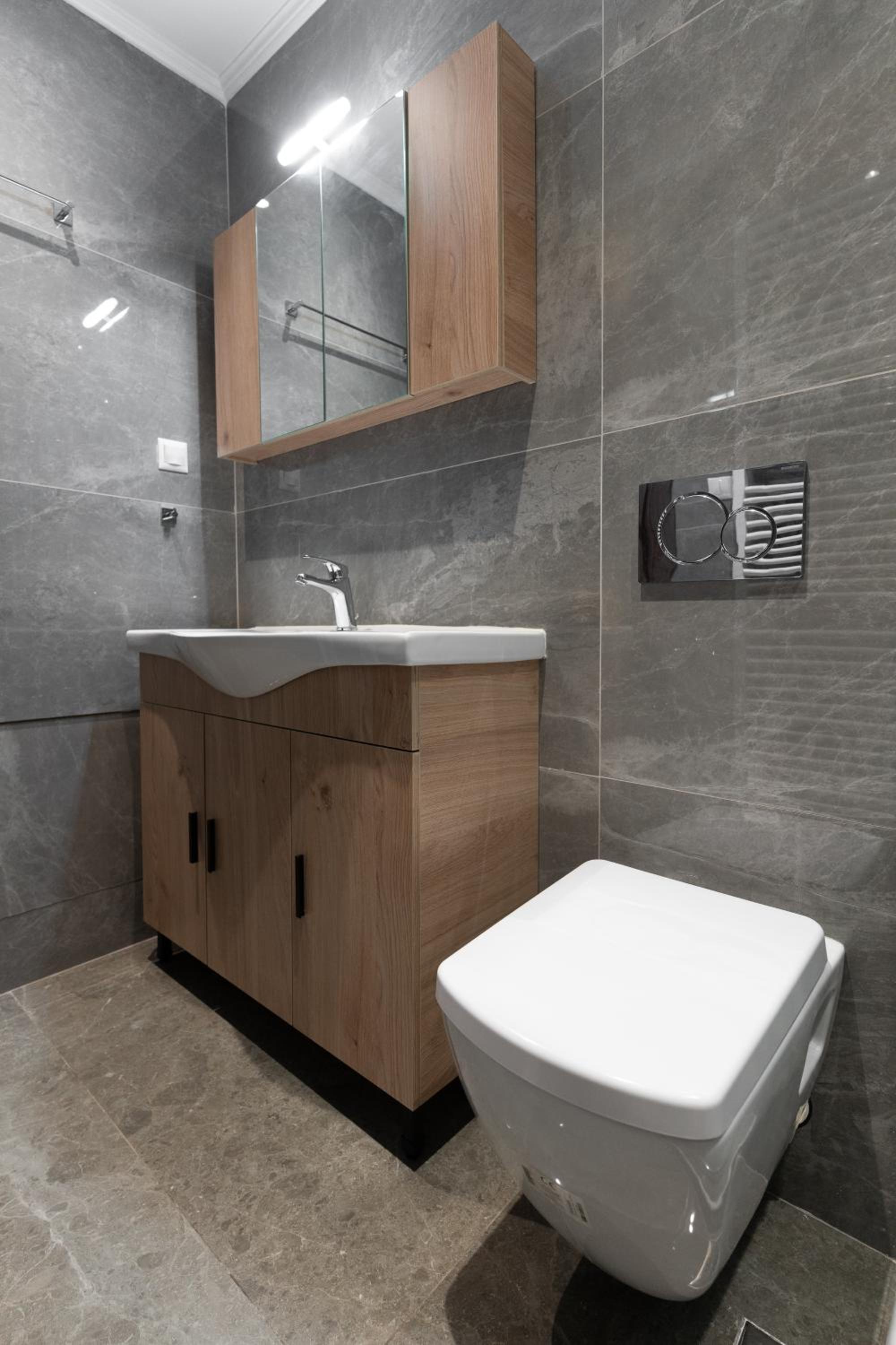 Cosy 2BR Apartment next to Bars & Restaurants