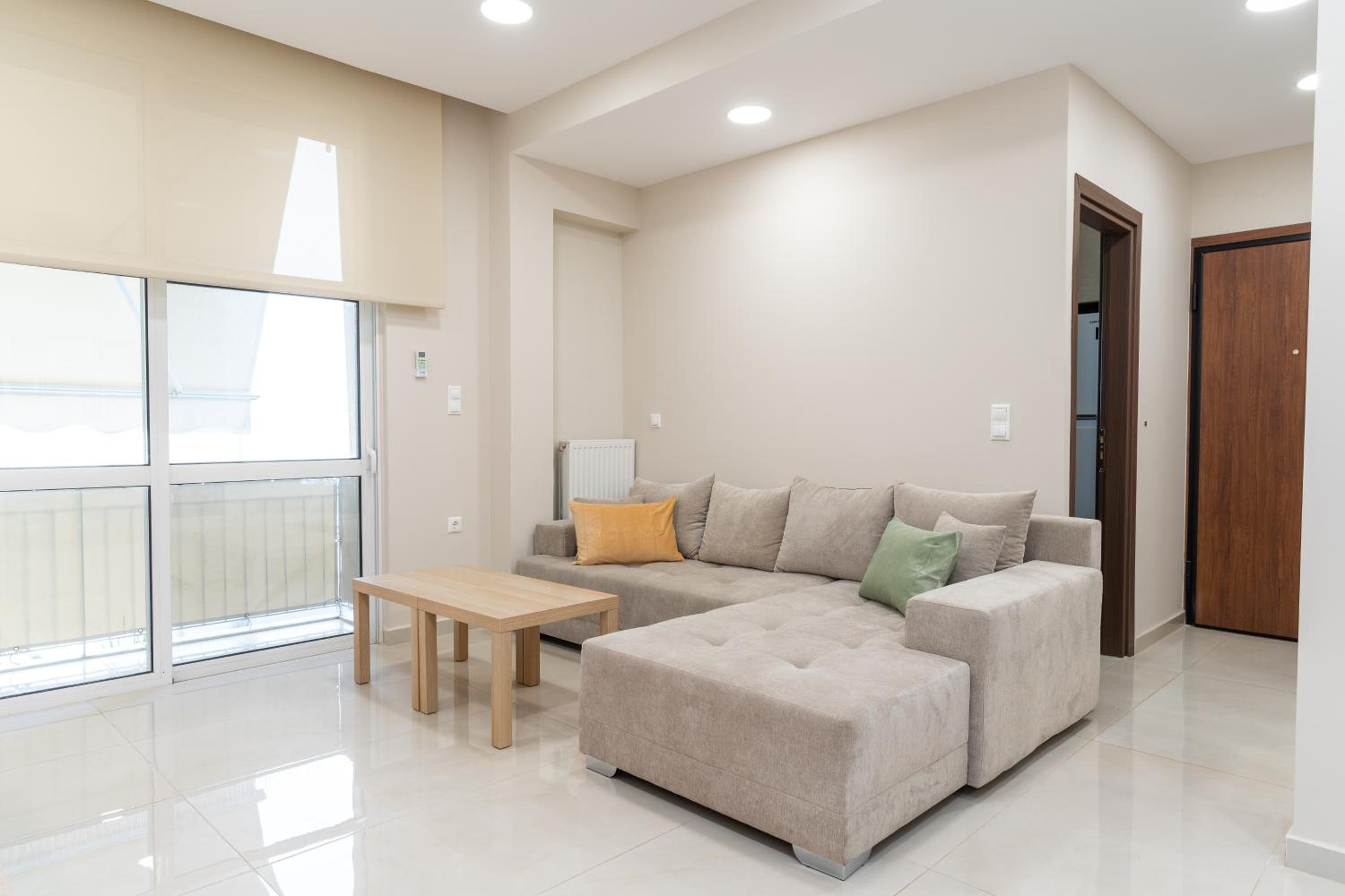 Cosy 2BR Apartment next to Bars & Restaurants