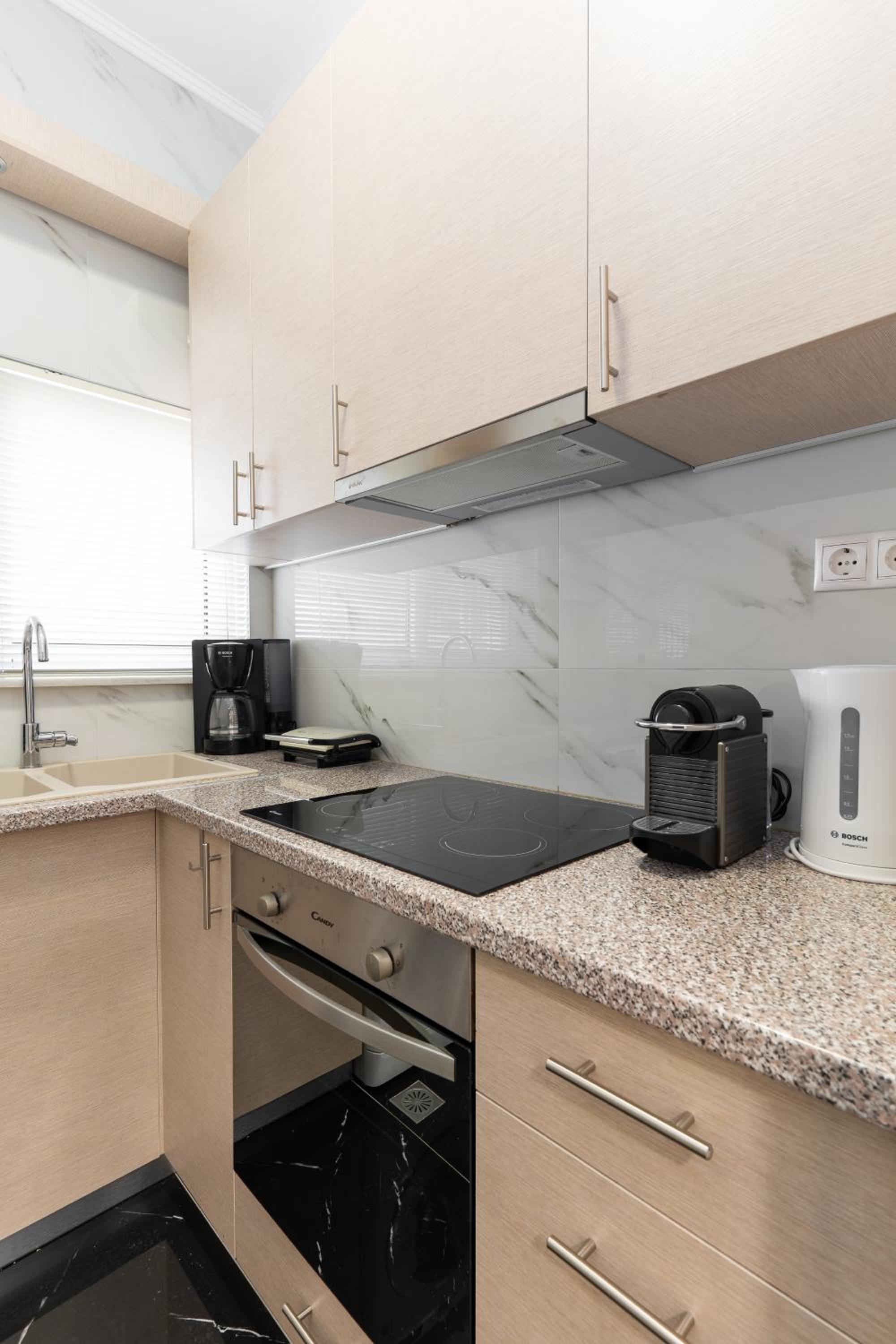 Cosy 2BR Apartment next to Bars & Restaurants