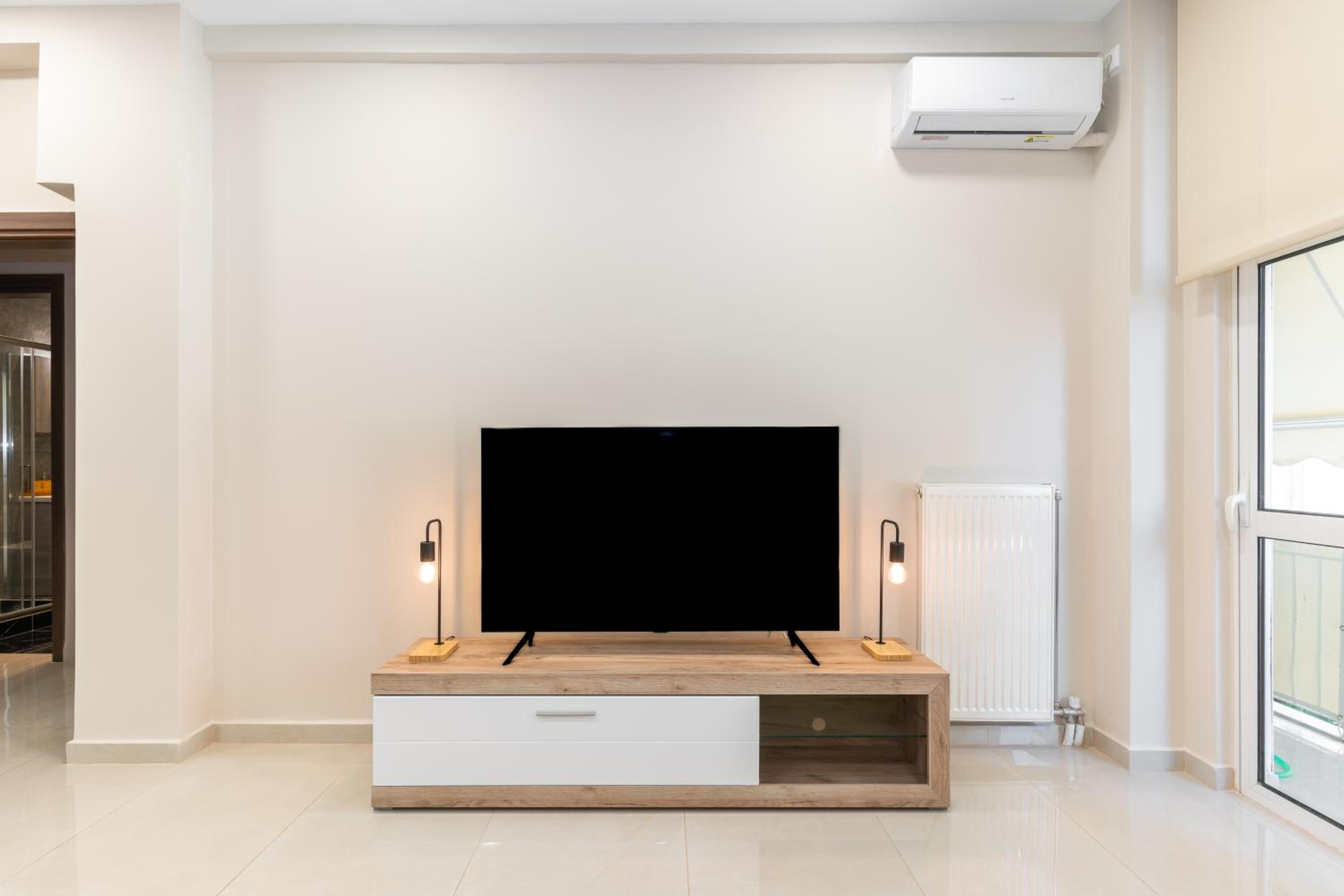 Cosy 2BR Apartment next to Bars & Restaurants