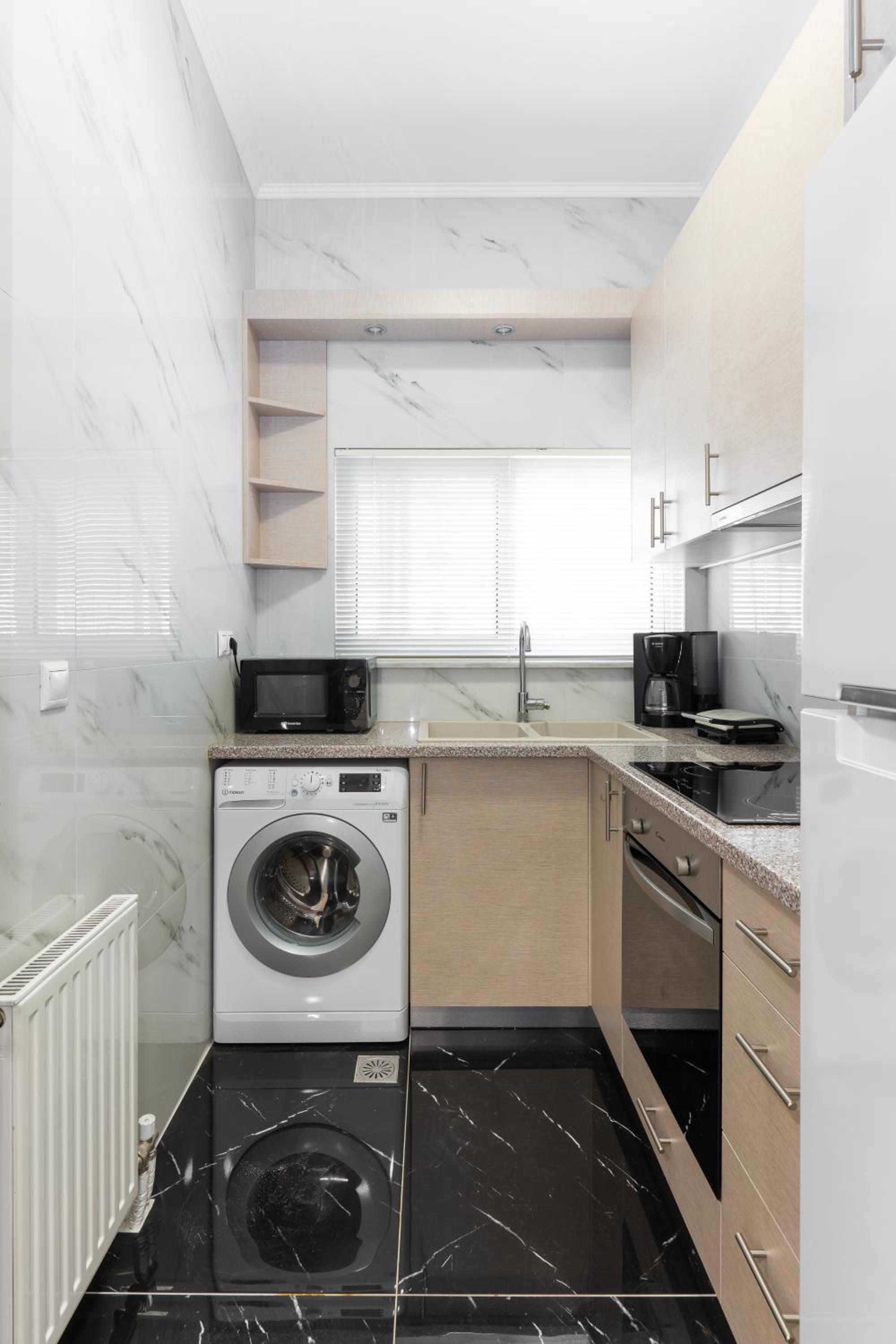 Cosy 2BR Apartment next to Bars & Restaurants