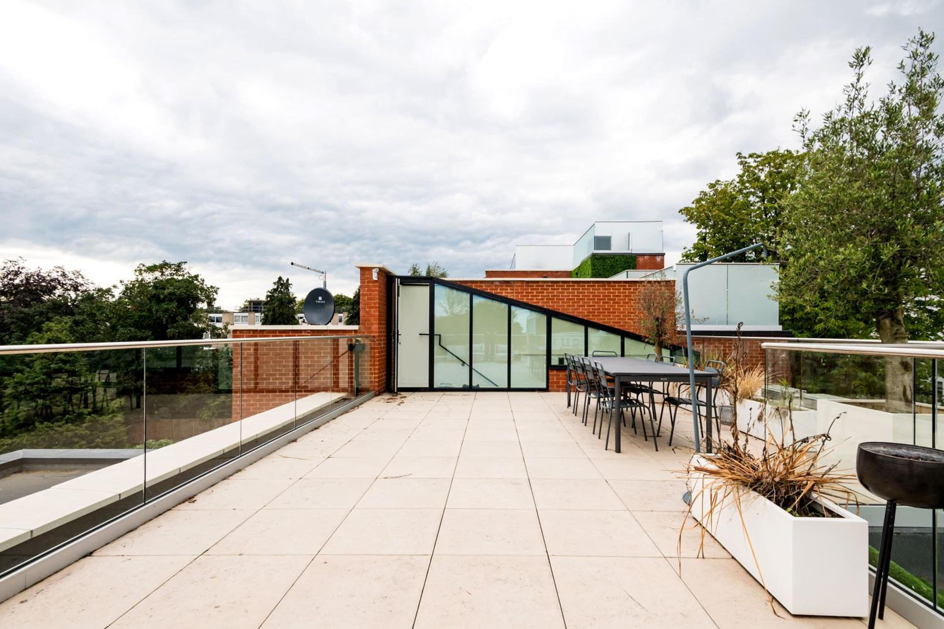 The Modern Glasshouse