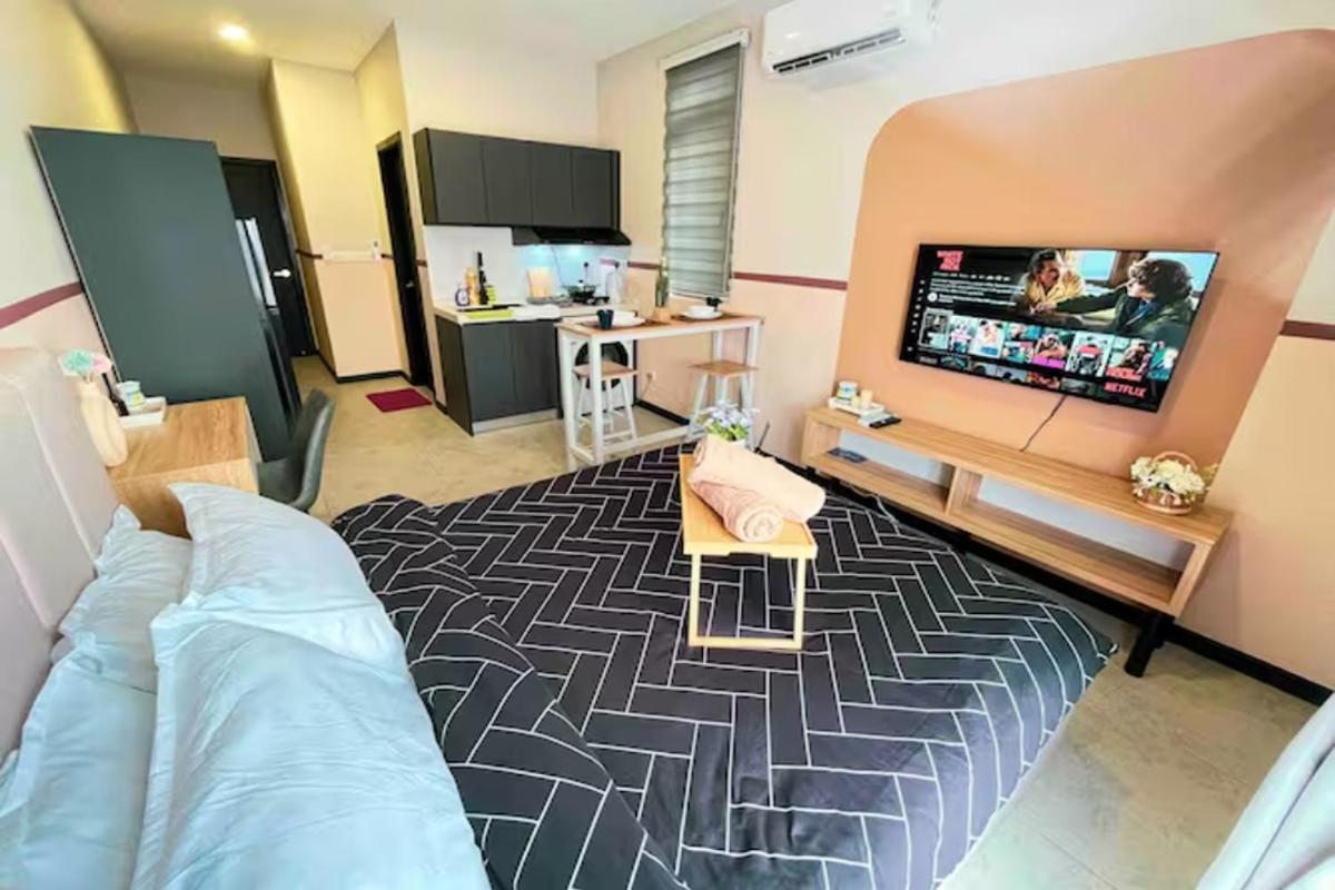 NeuSuite Cozy Studio by GUESTONIC