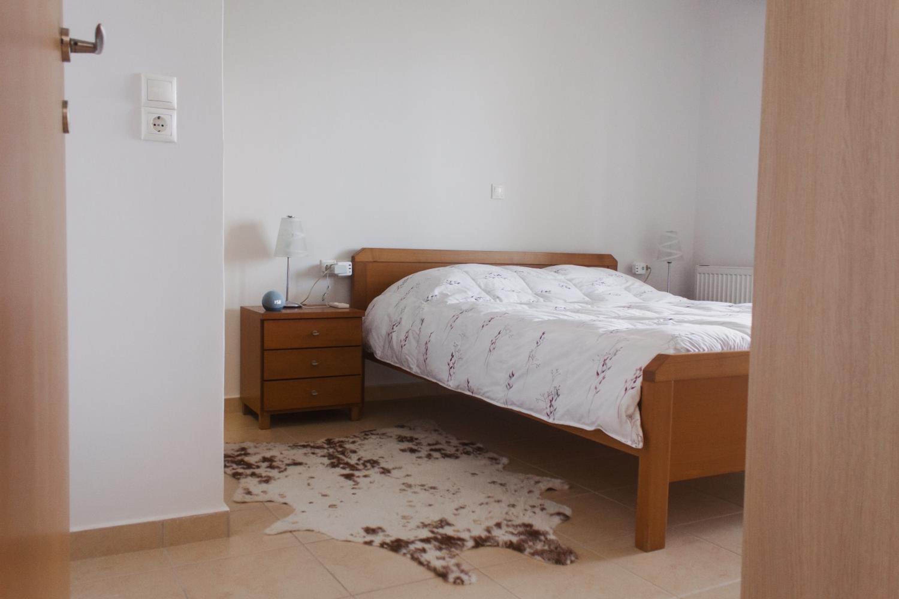Villa Cook with pool and terraces with sea views view 2