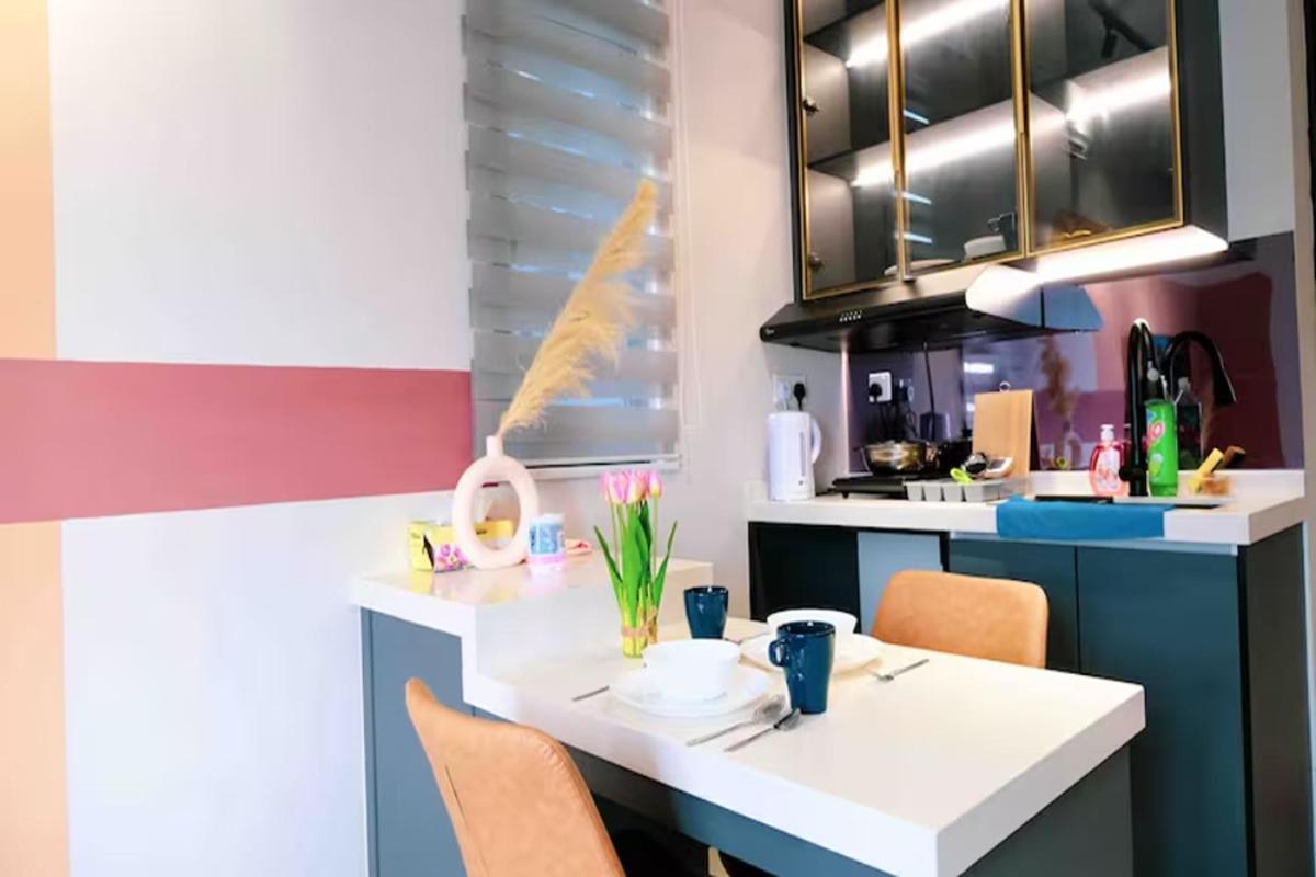 NeuSuite Cozy Studio by GUESTONIC