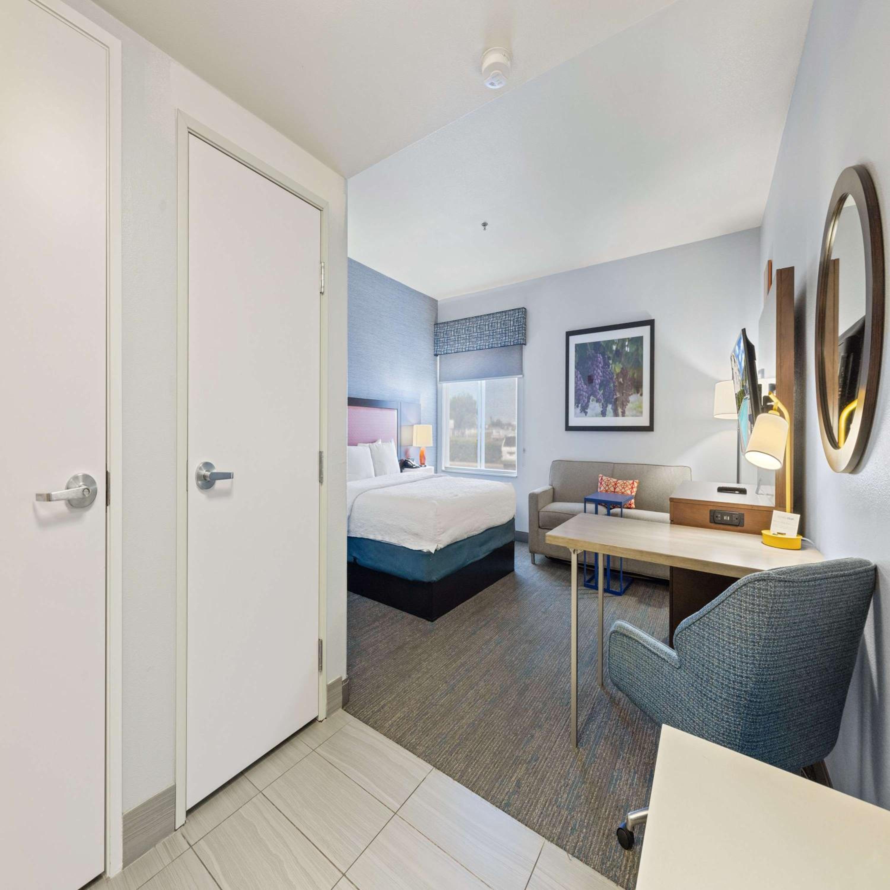 Modesto Vacations - Hampton Inn Suites Modesto - Salida - Property Image 34