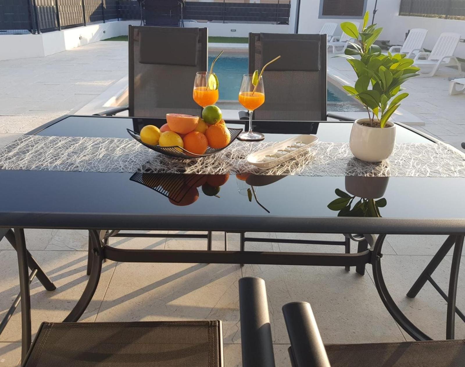 Hotel Apartment Vortex Sun - Image 1