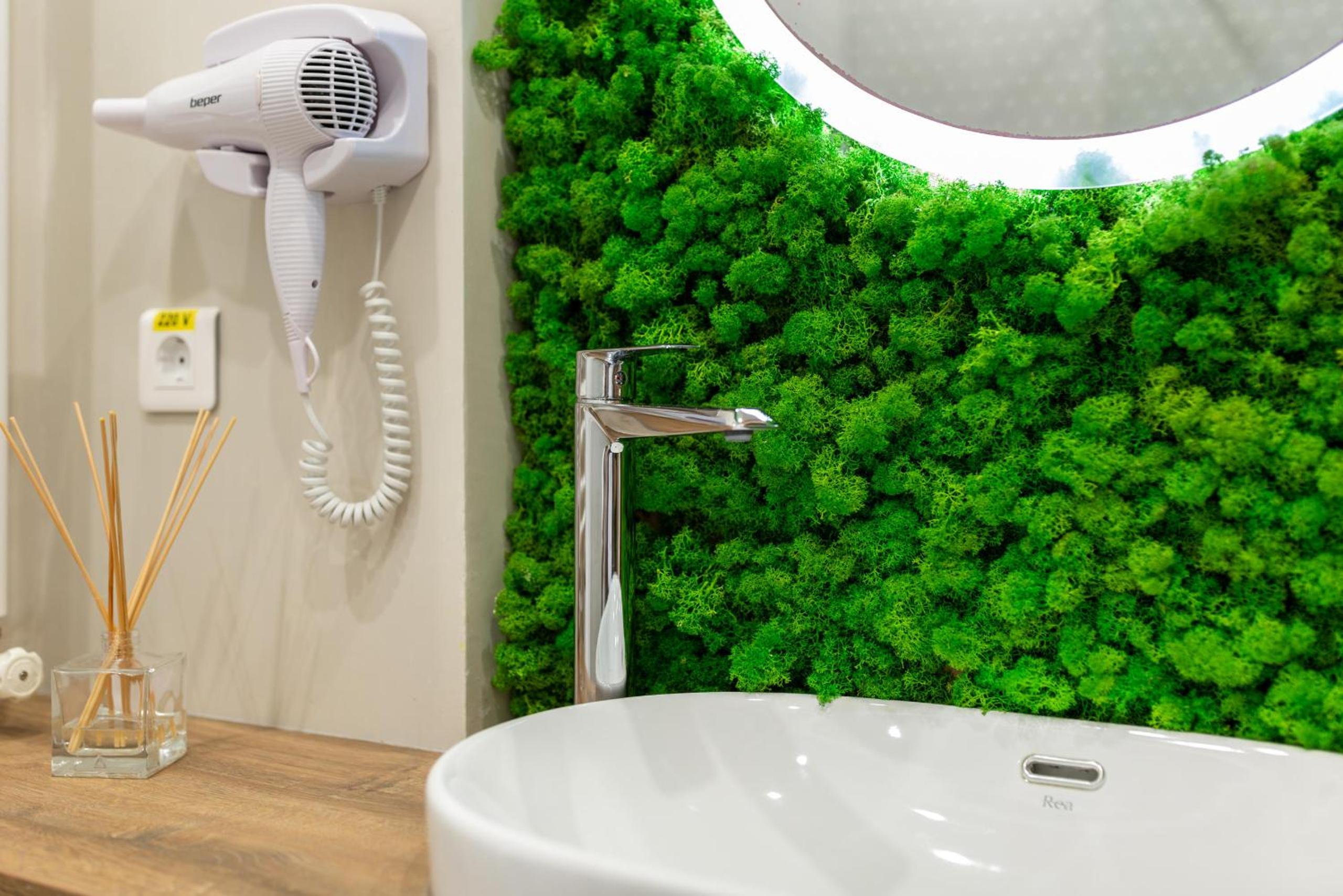 Ultracentral Studio: Explore the City in Style