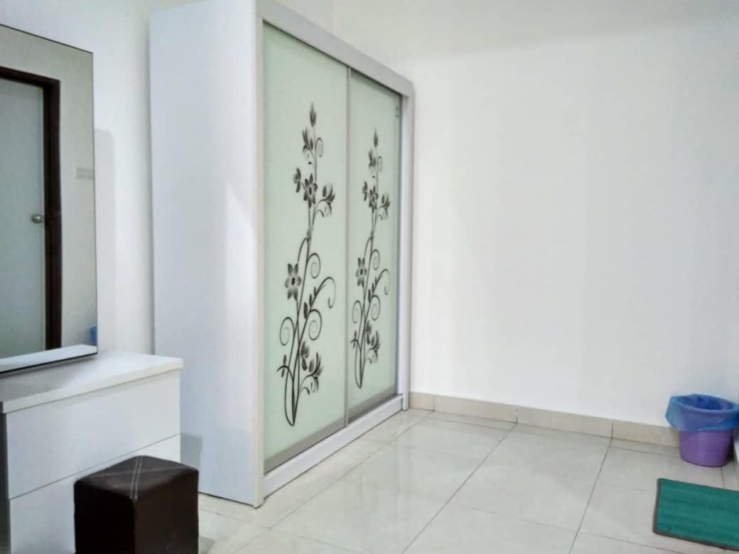 HOMESTAY BATU PAHATKU- HOMESTAY IMAN photo 4