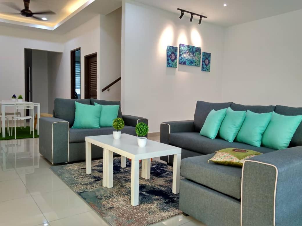 HOMESTAY BATU PAHATKU- HOMESTAY IMAN photo 1