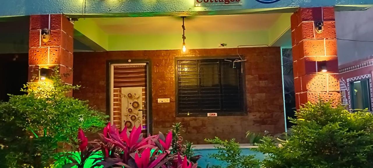 Visava Cottages Kihim Beach