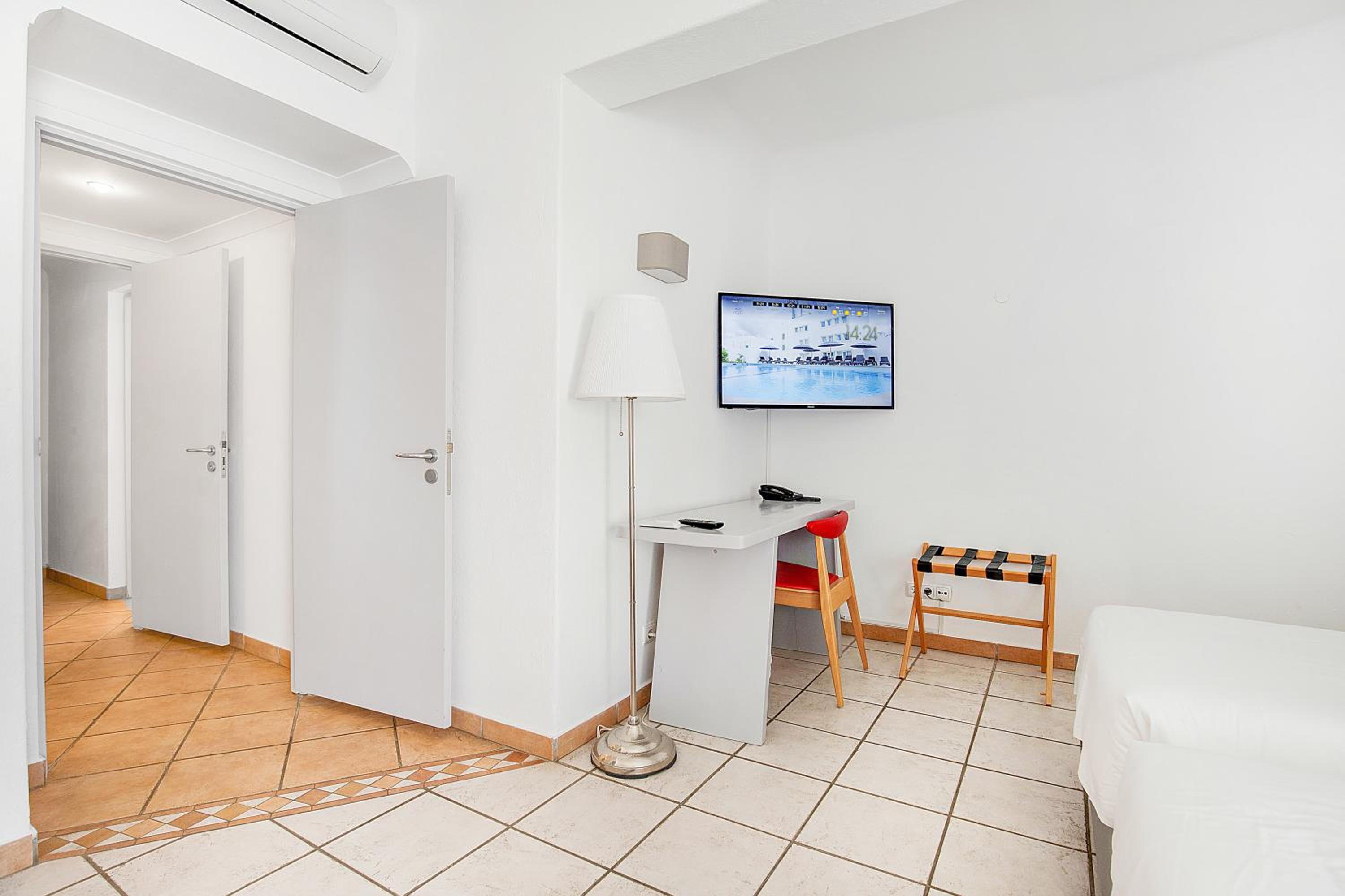 Carvoeiro Vacations - Hotel Carvoeiro Plaza - Property Image 16