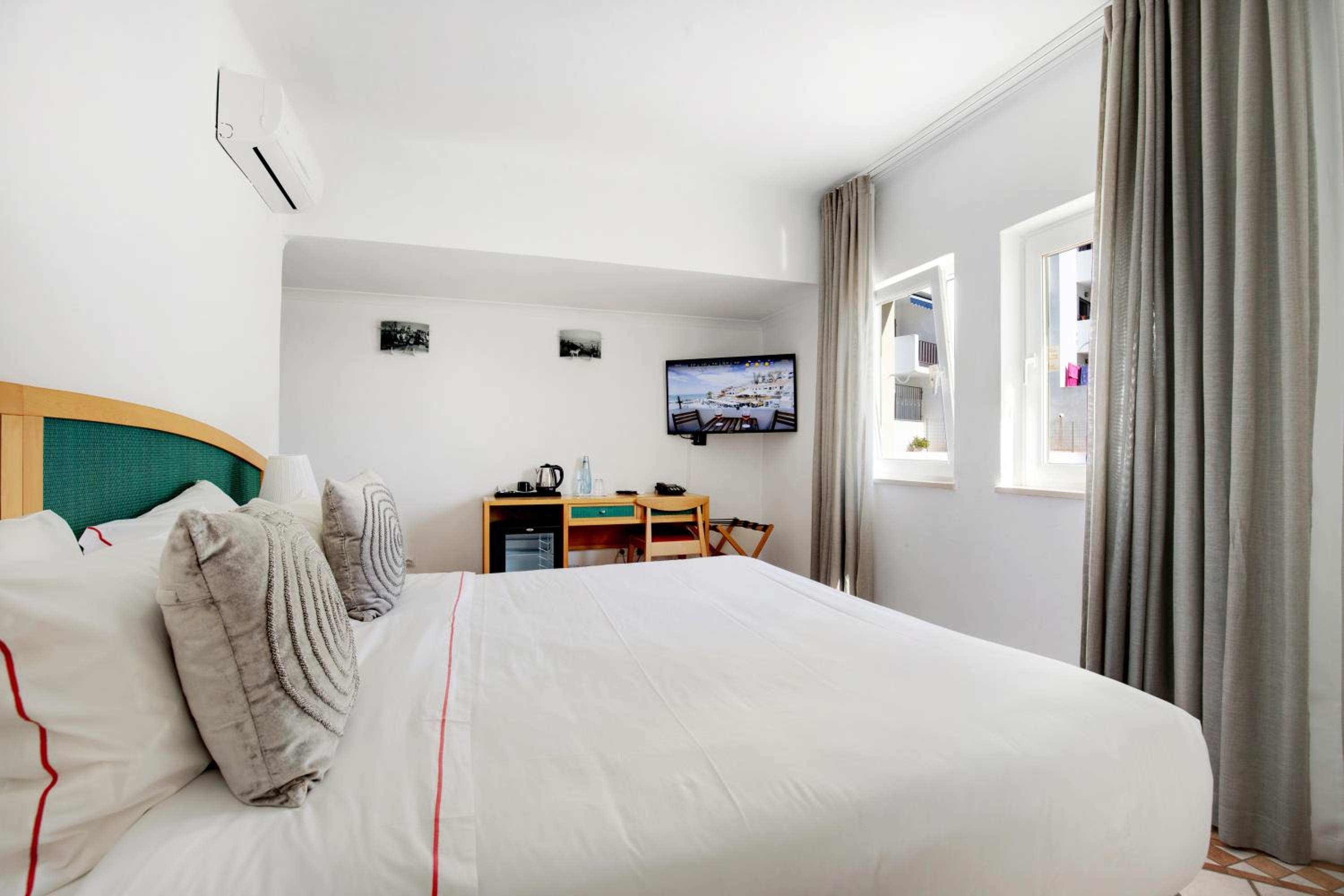 Carvoeiro Vacations - Hotel Carvoeiro Plaza - Property Image 6