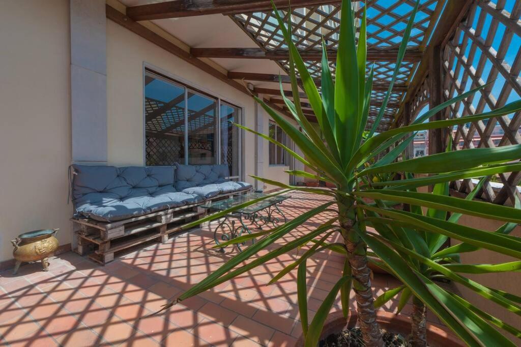 Modern, contemporary flat-15 minutes to Venice view 2
