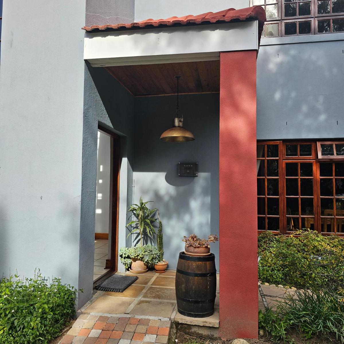 House of House Guest House