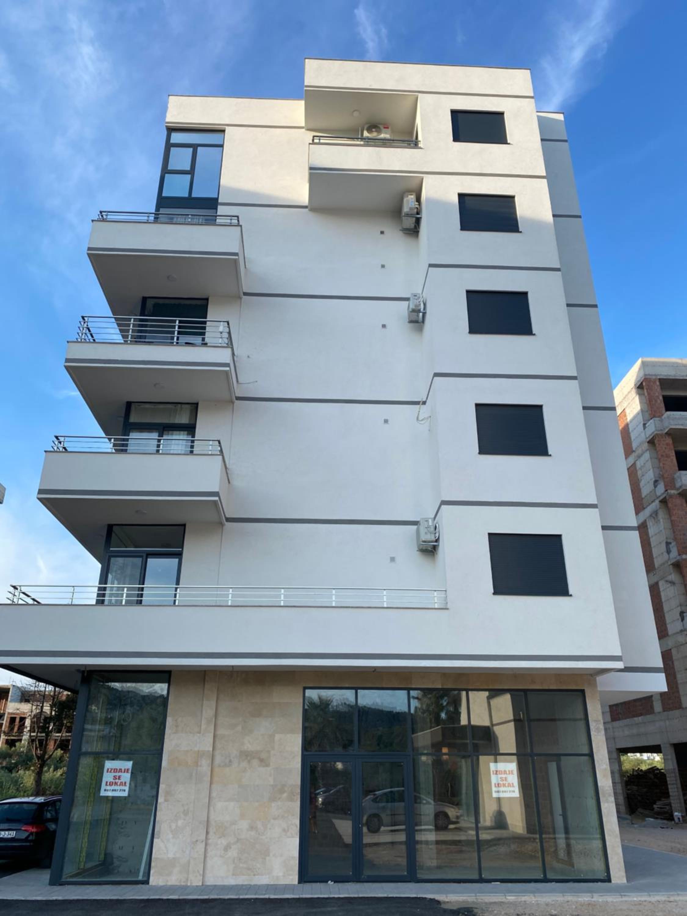 Crown Apartment