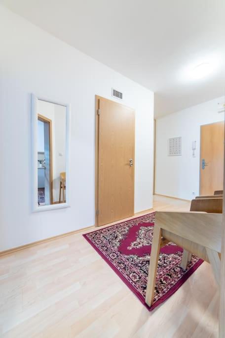 Grape Apartment