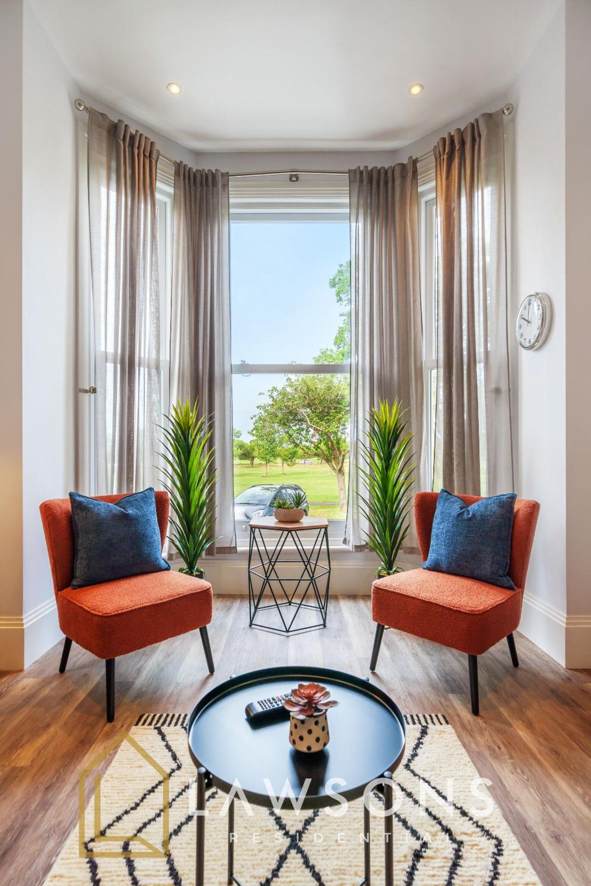 The Southsea Residence - Common & Sea Views view 2