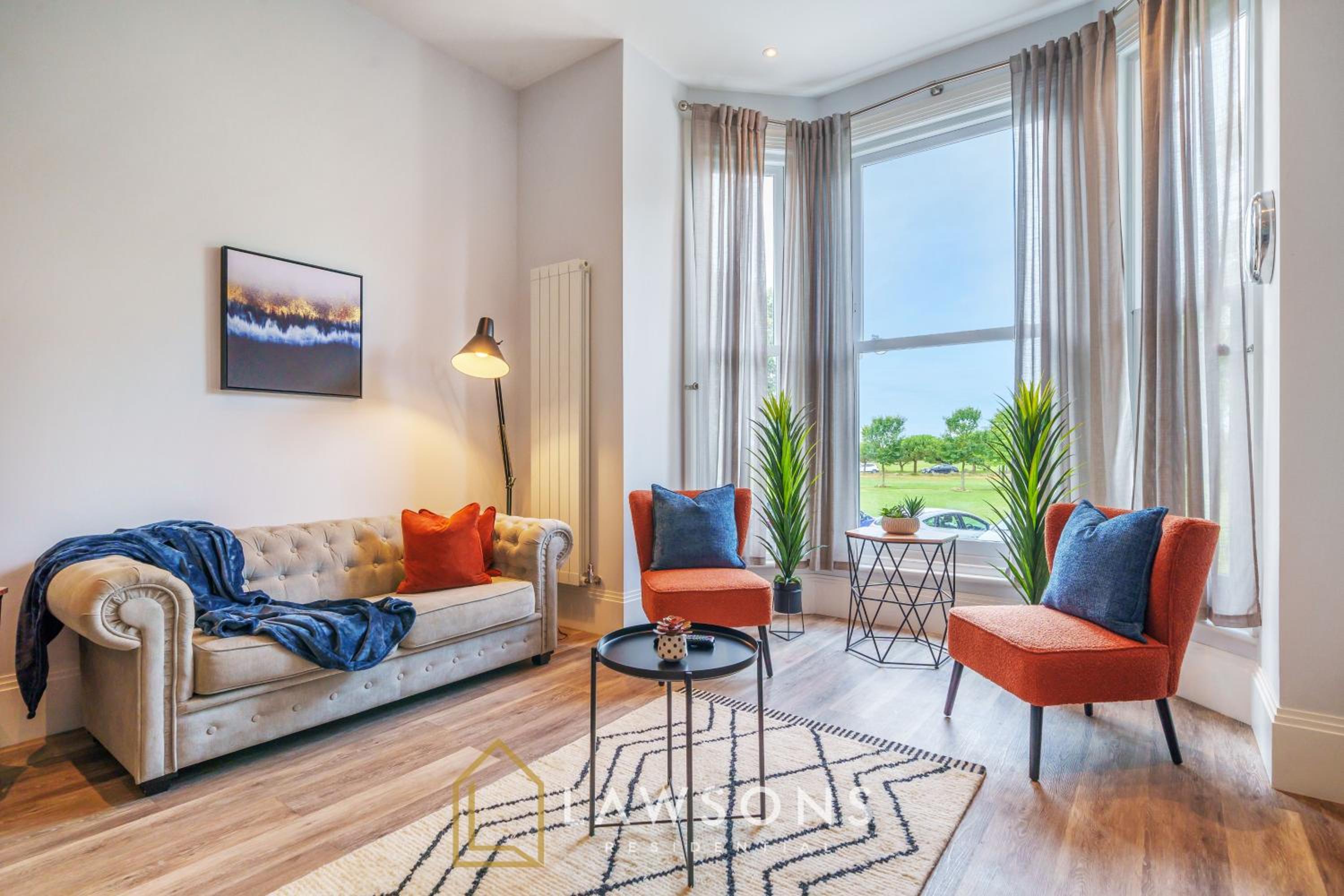 The Southsea Residence - Common & Sea Views view 3
