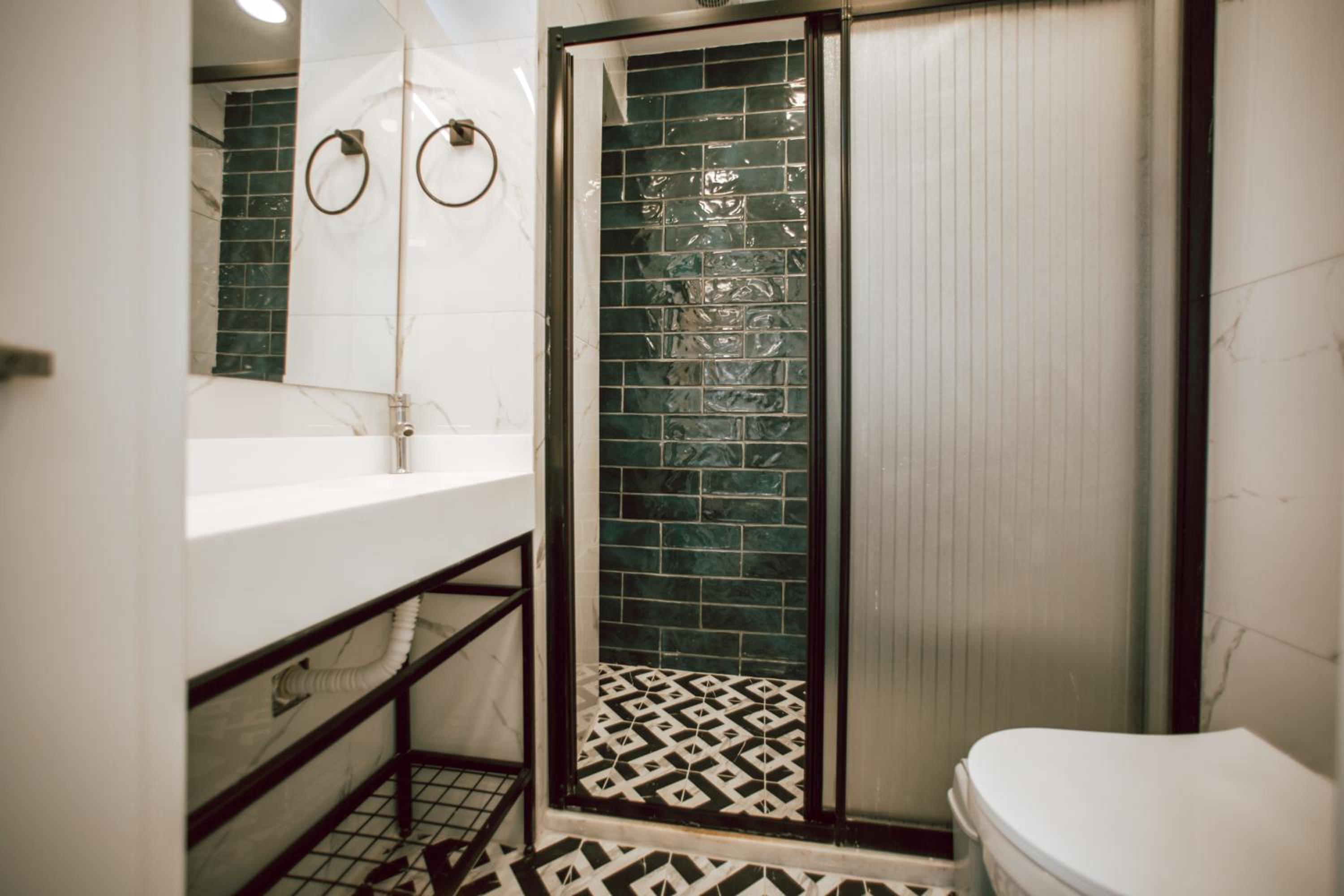 Megalos Galata Otel - Image 9