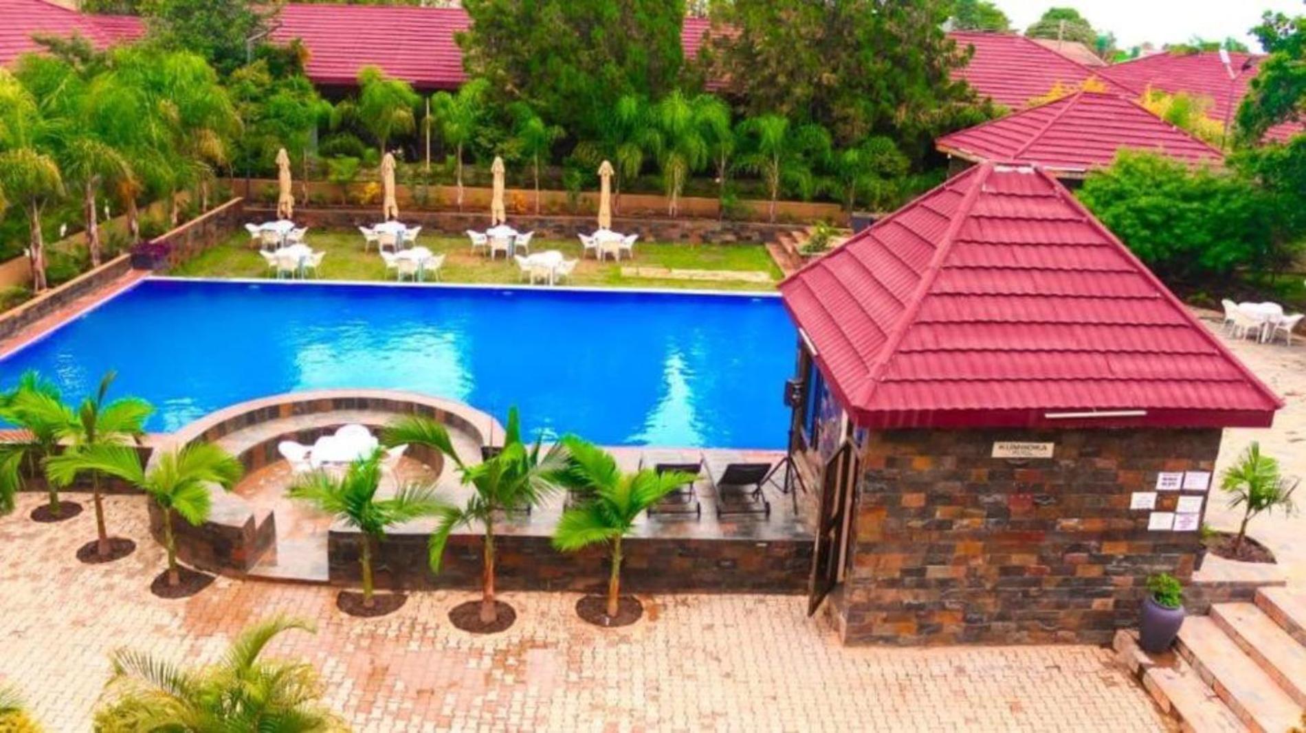 swimming pool