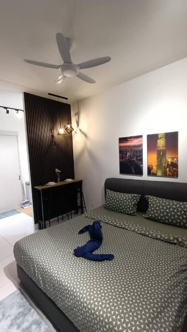 Sky Trees Bukit Indah Nflix Disney Plus Pools Balcony