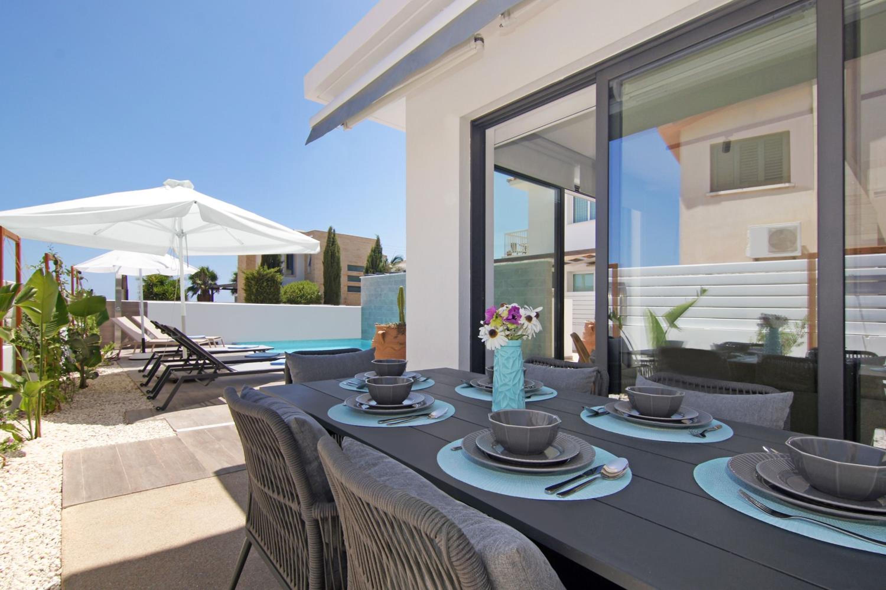Votsalo Villa - 30m from Med Sea