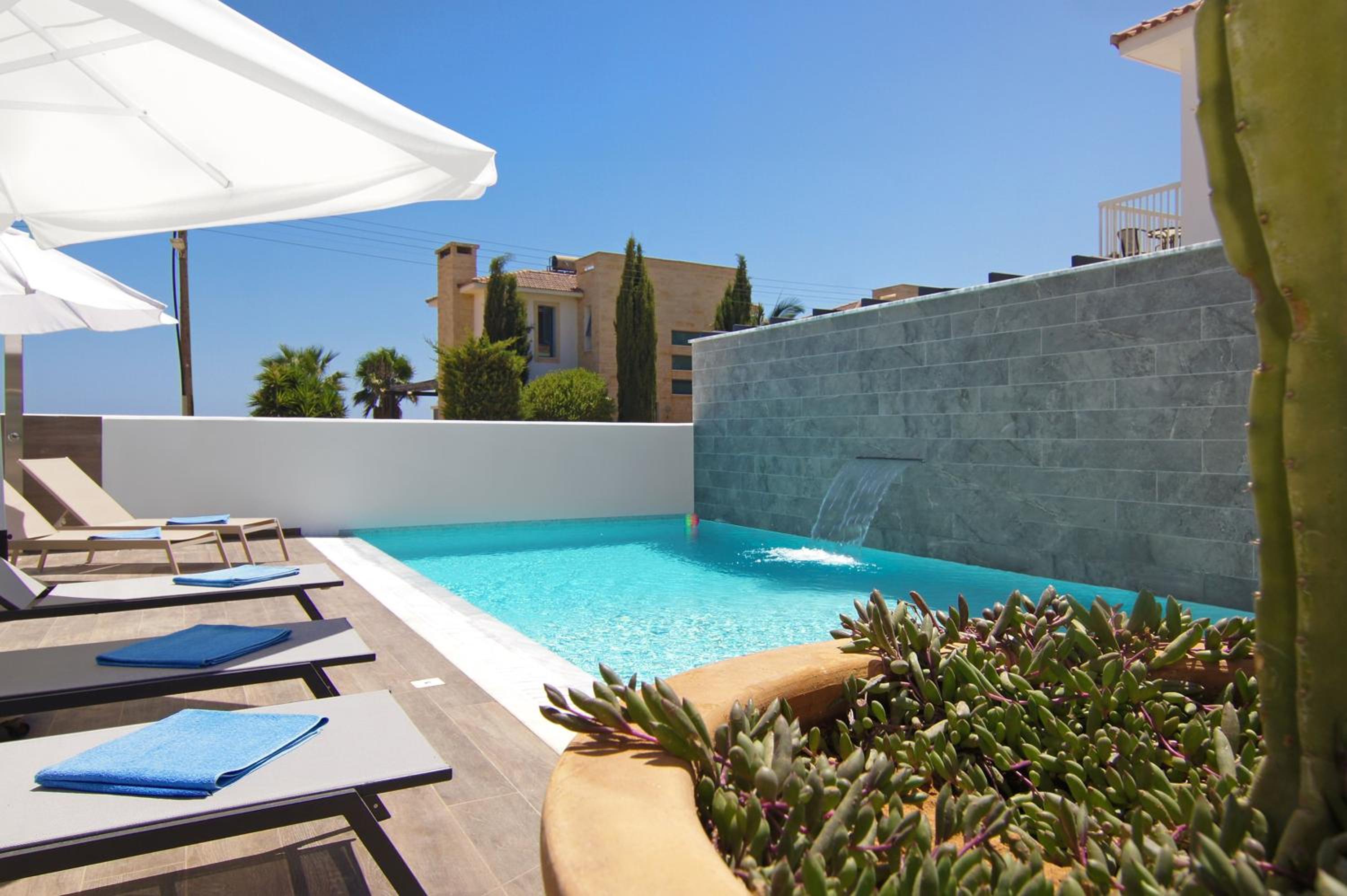 Votsalo Villa - 30m from Med Sea