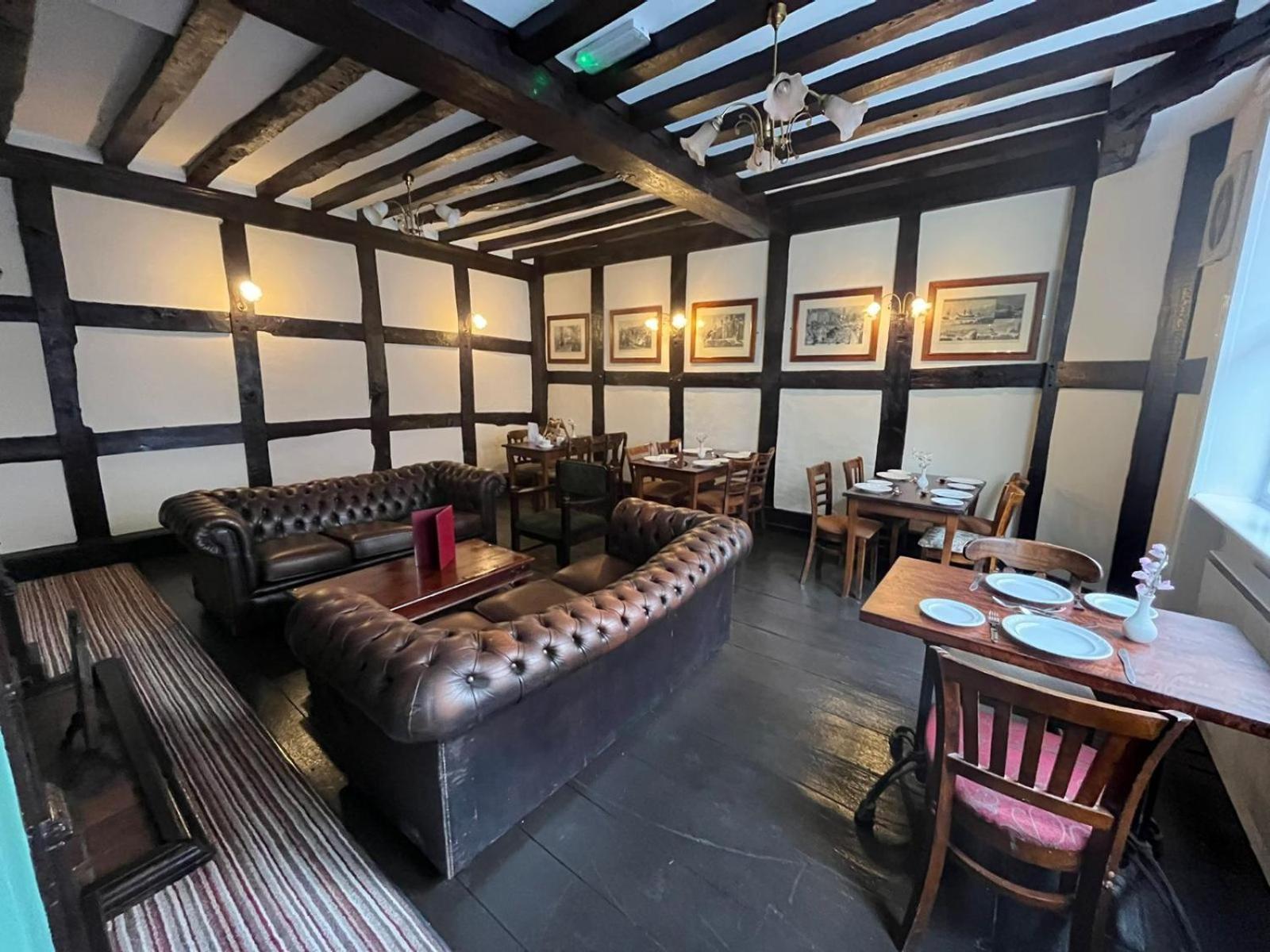 Talbot Hotel, photo 9