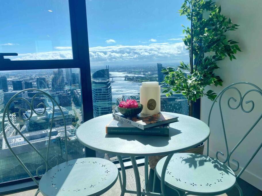 41st Floor! Premier 2B2B SkyStay@Southern Cross