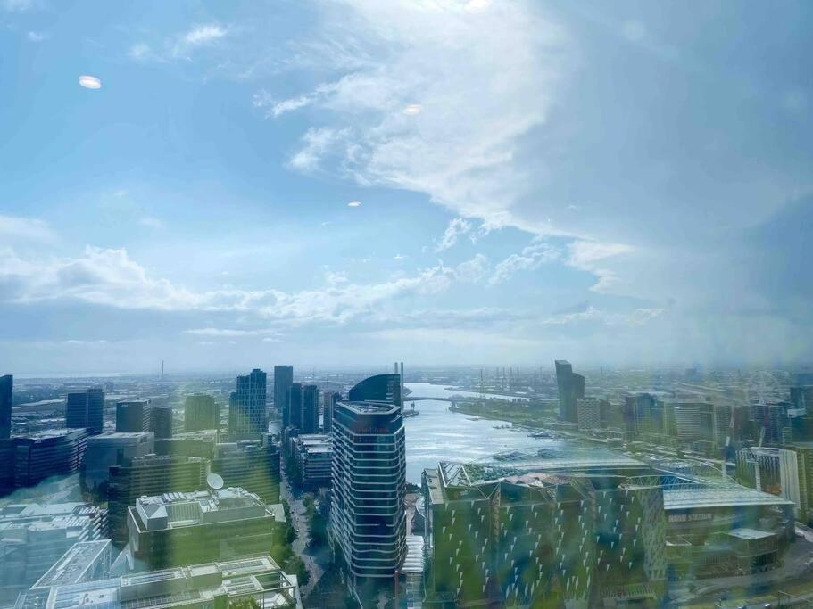 41st Floor! Premier 2B2B SkyStay@Southern Cross