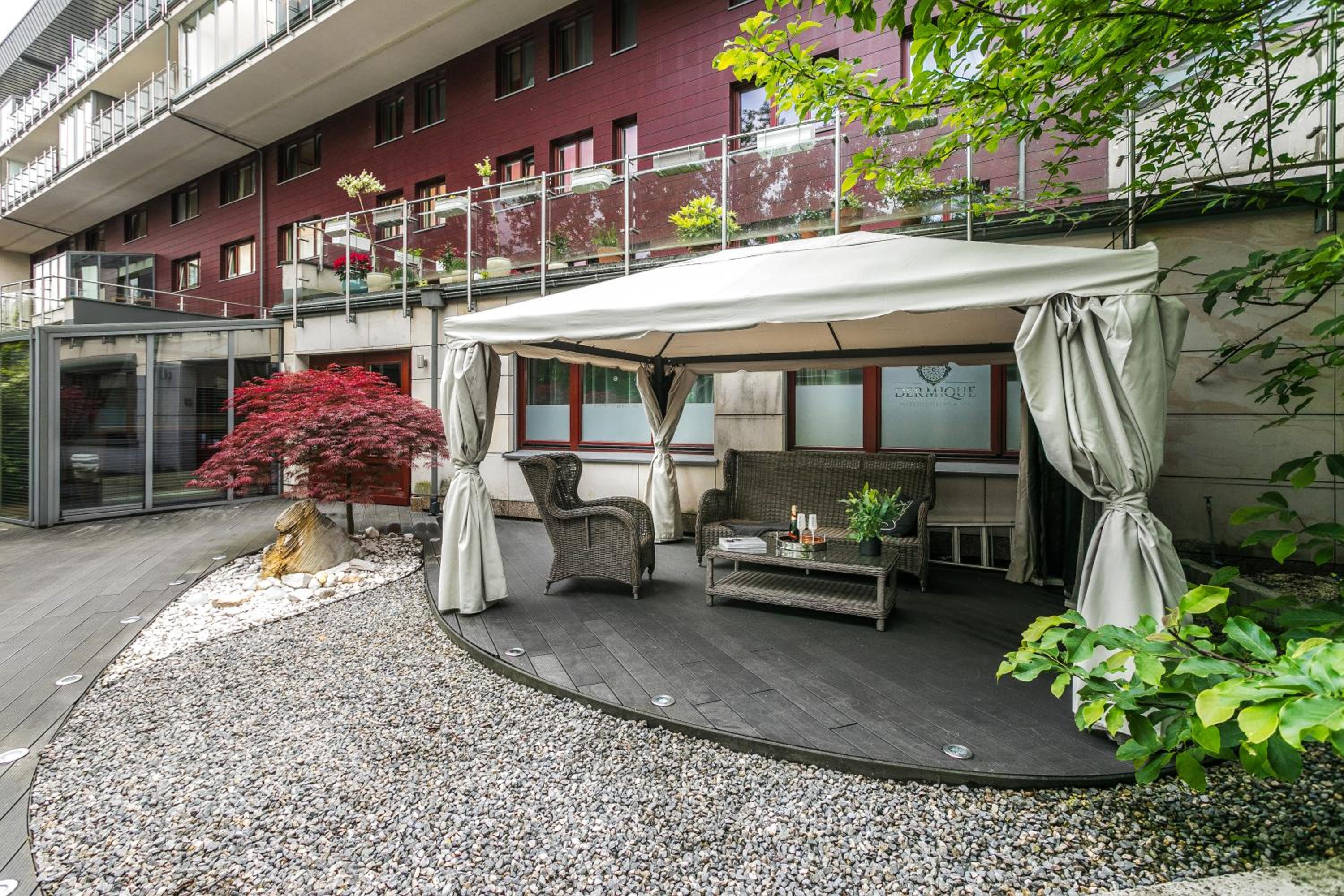 A11 Apartments & SPA Dermique