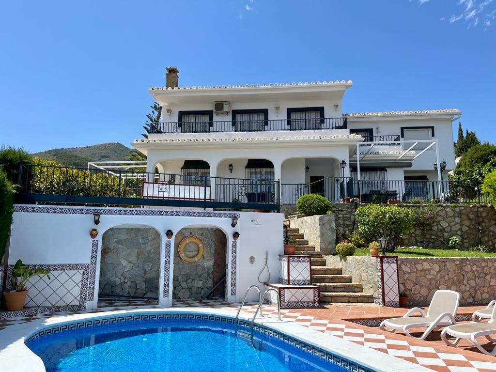 Villa Yolanda del Mar