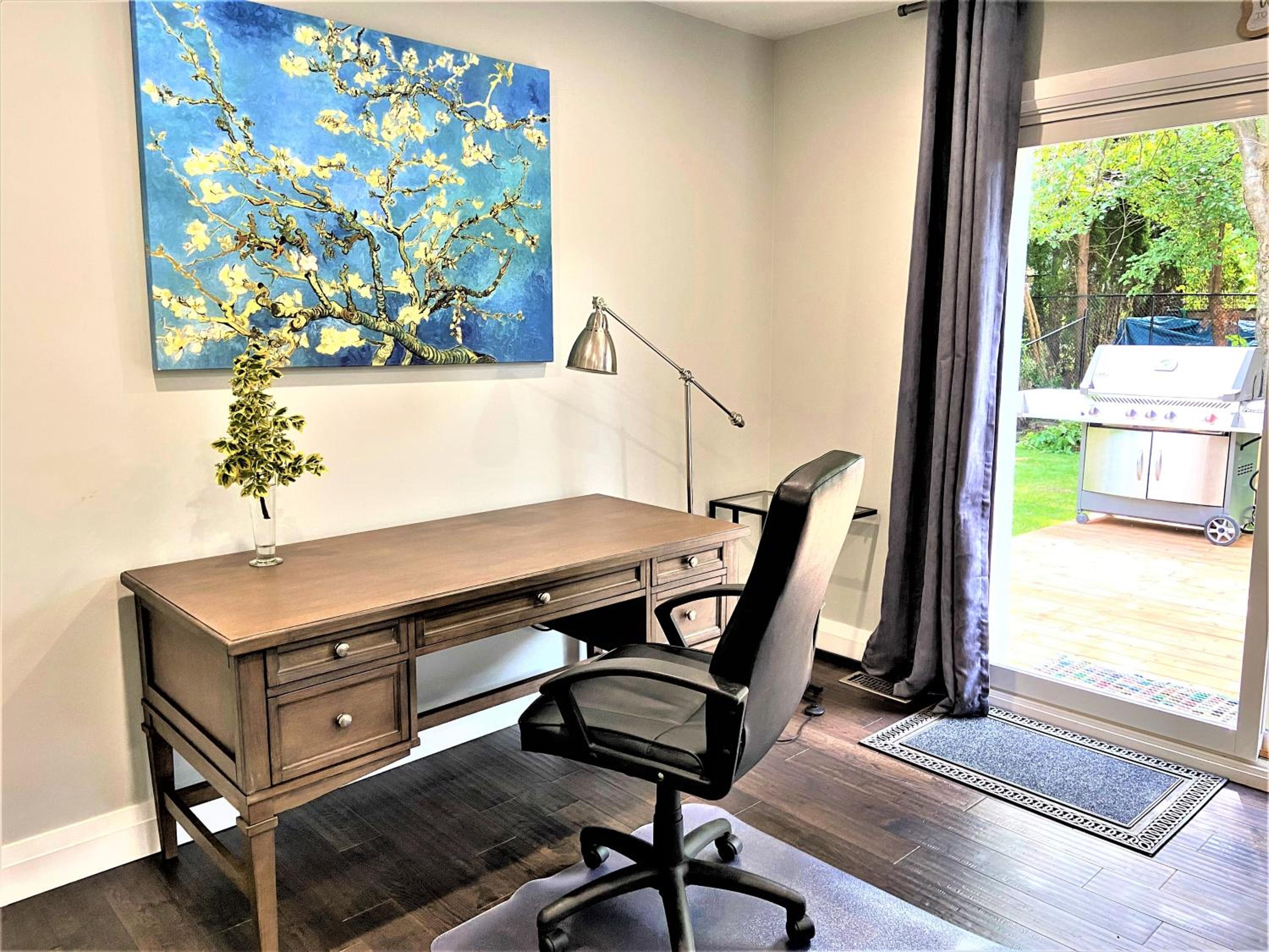 iResidence in Toronto - Fantastic Vacation Home with Breakfast