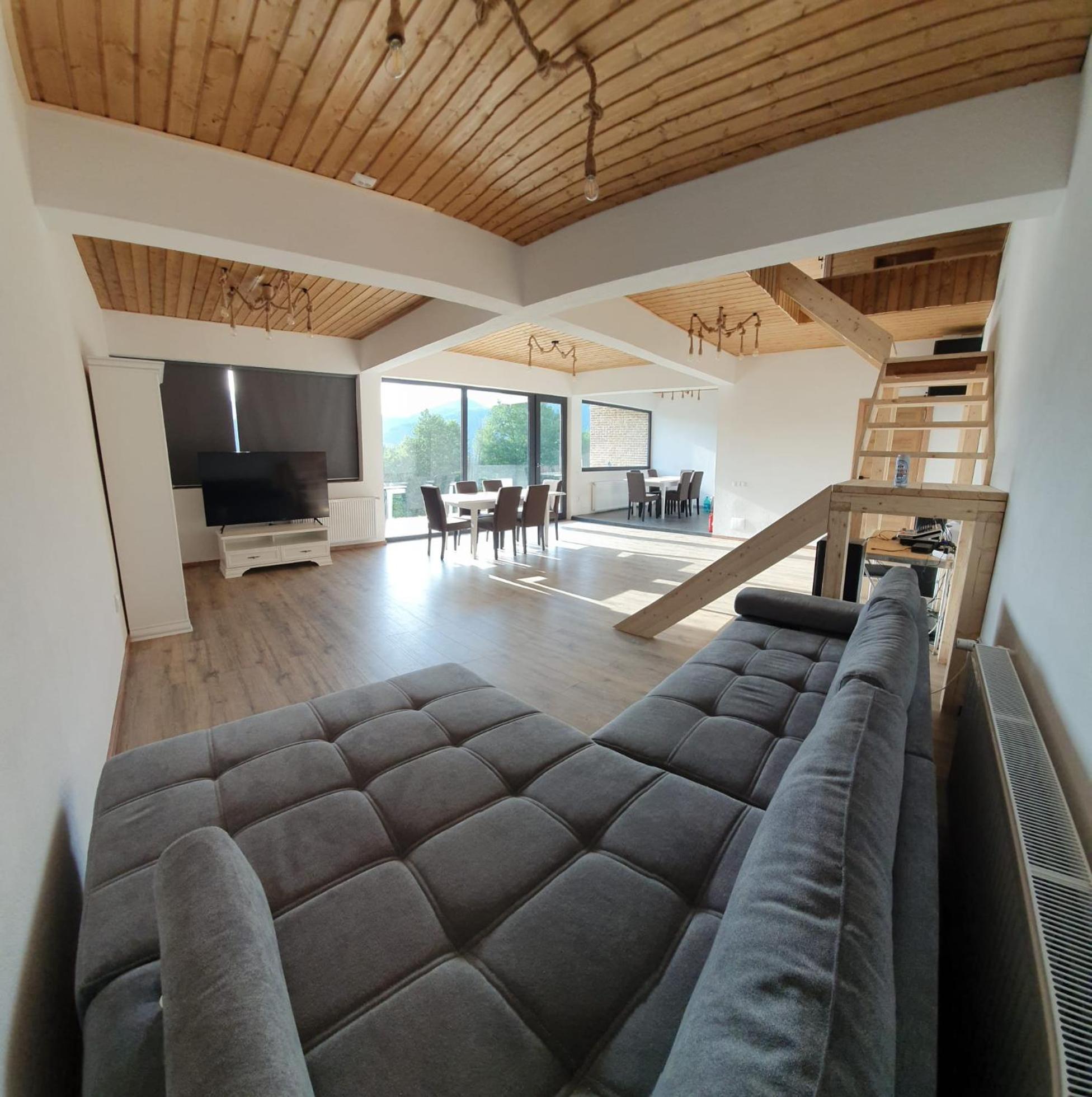 Cabanele CARMEL