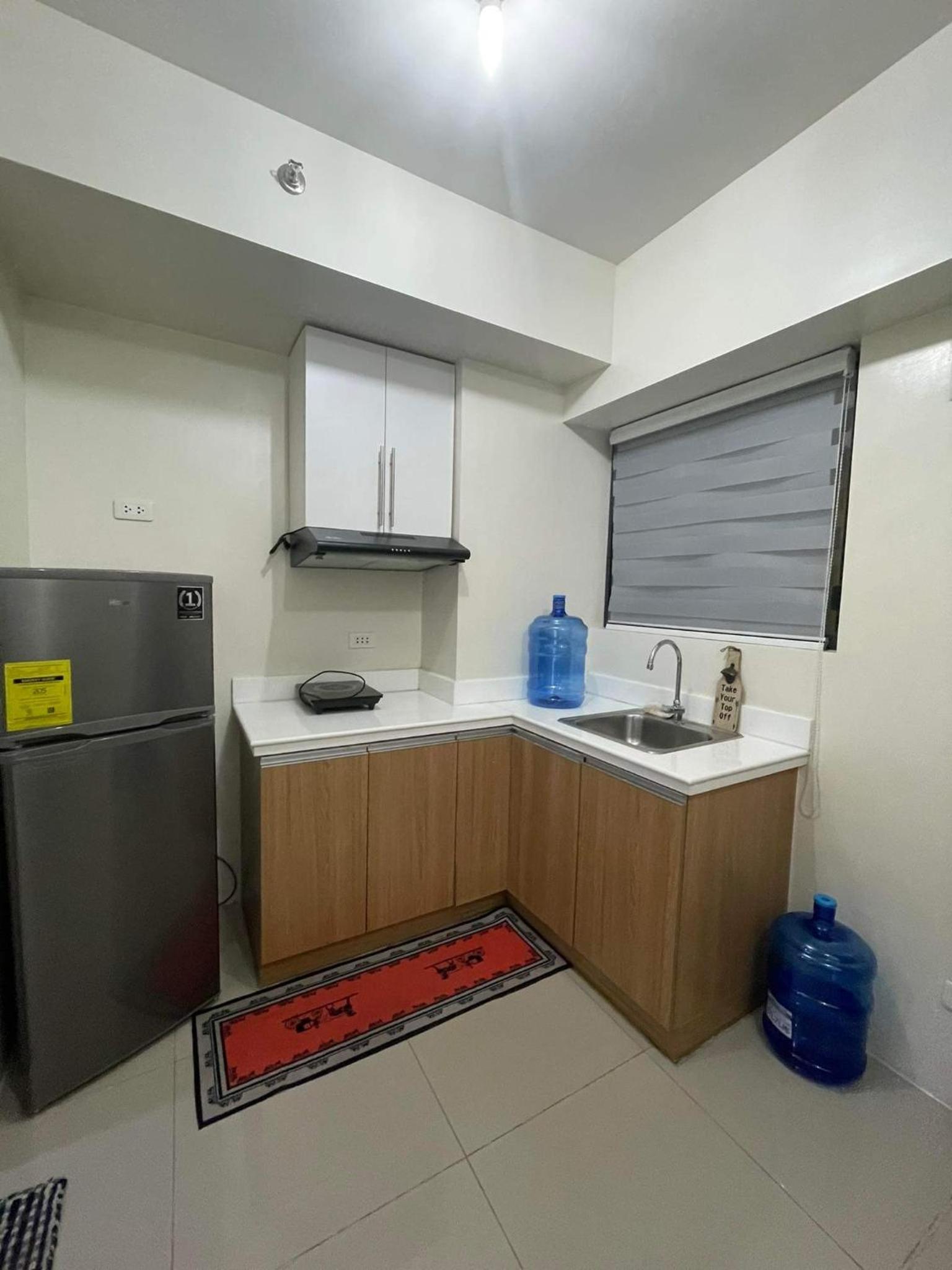 1BR Condo fully furnished in Lapu Lapu, Cebu, near the airport ! view 4