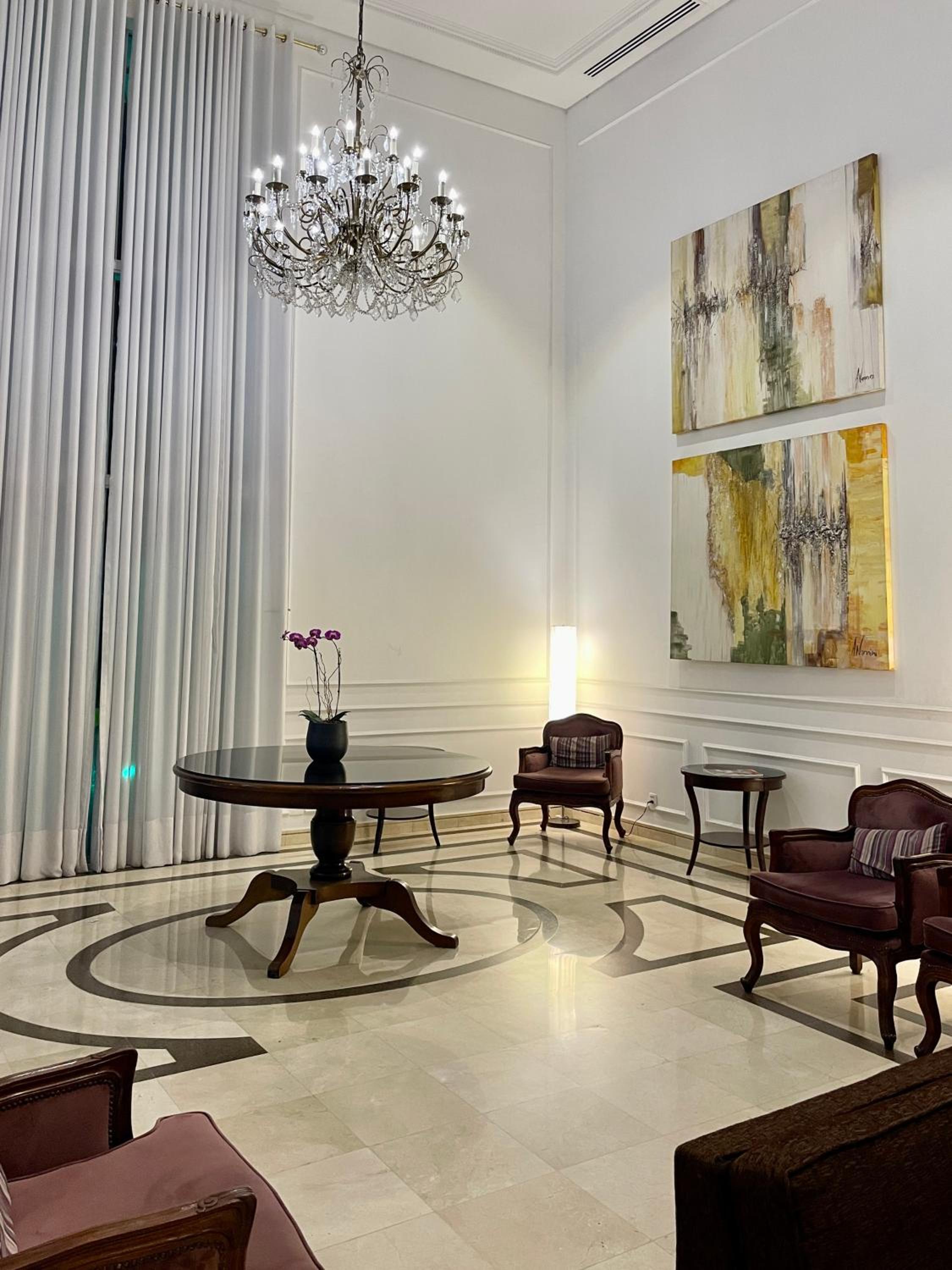 Flat no hotel QS Oscar Freire perto do HC