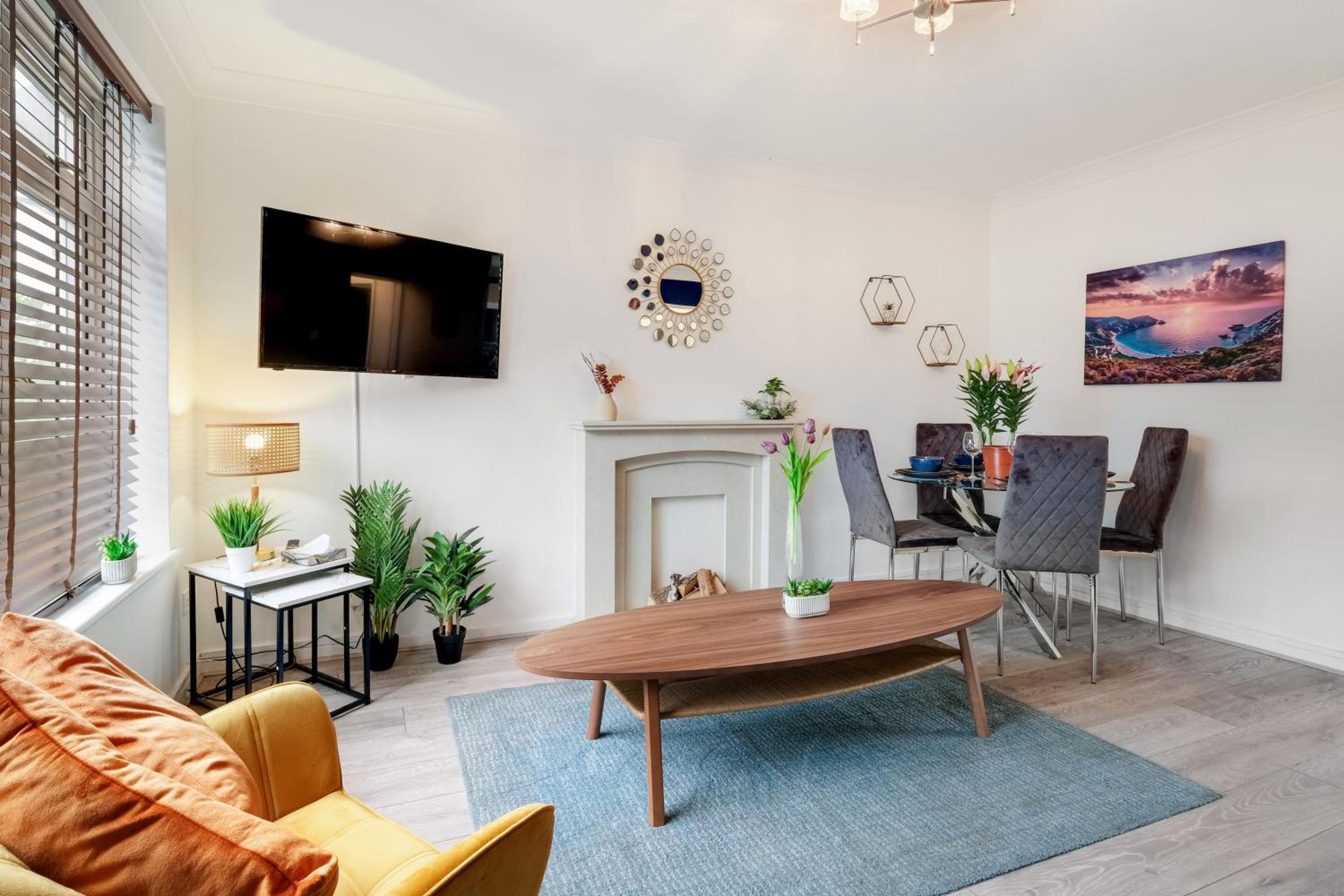Bourne Court Attractive 1 bedroom Apt by MDPS view 5